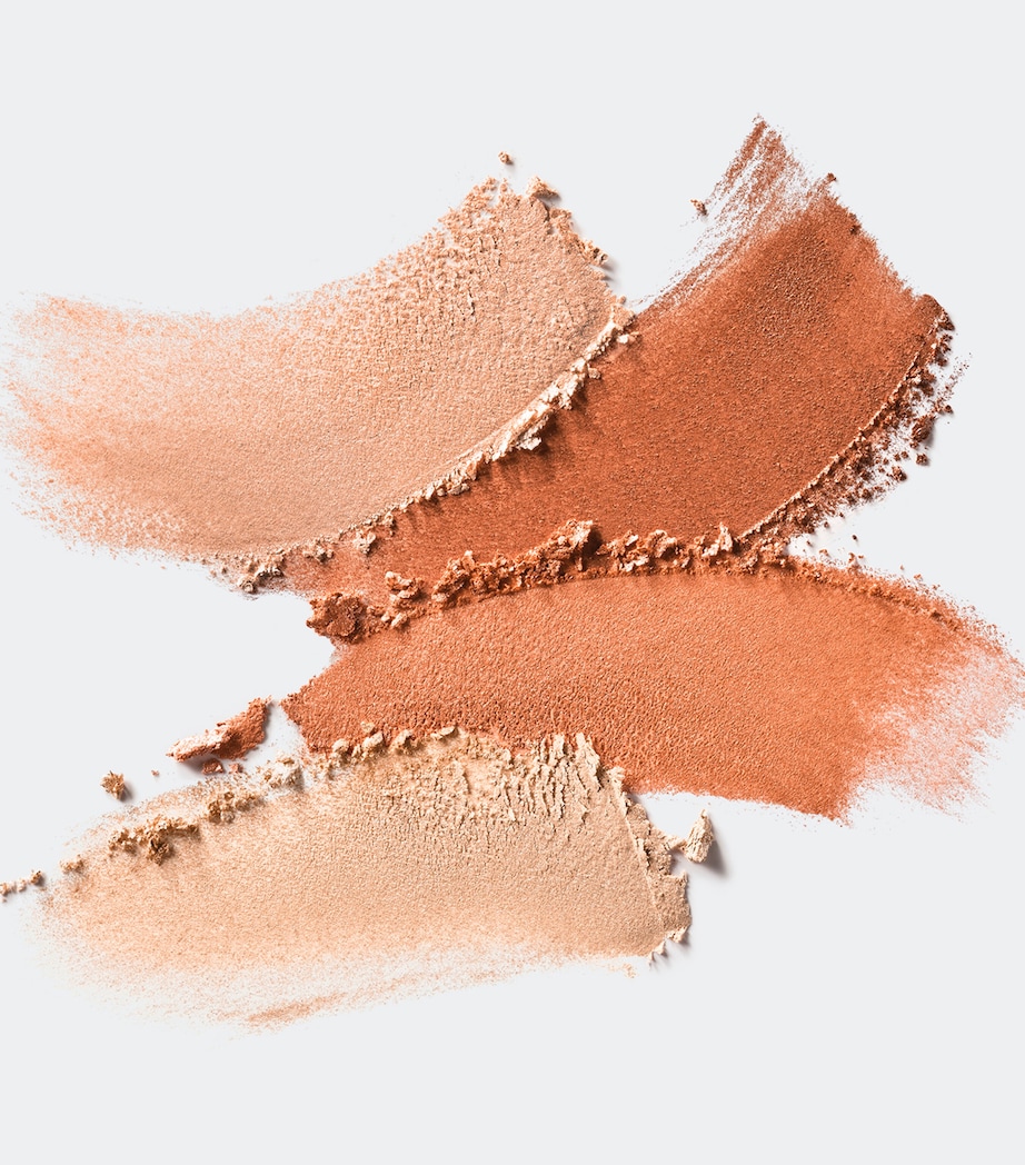 True Highlight Weightless Illuminator SUNLIT COPPER Image 5