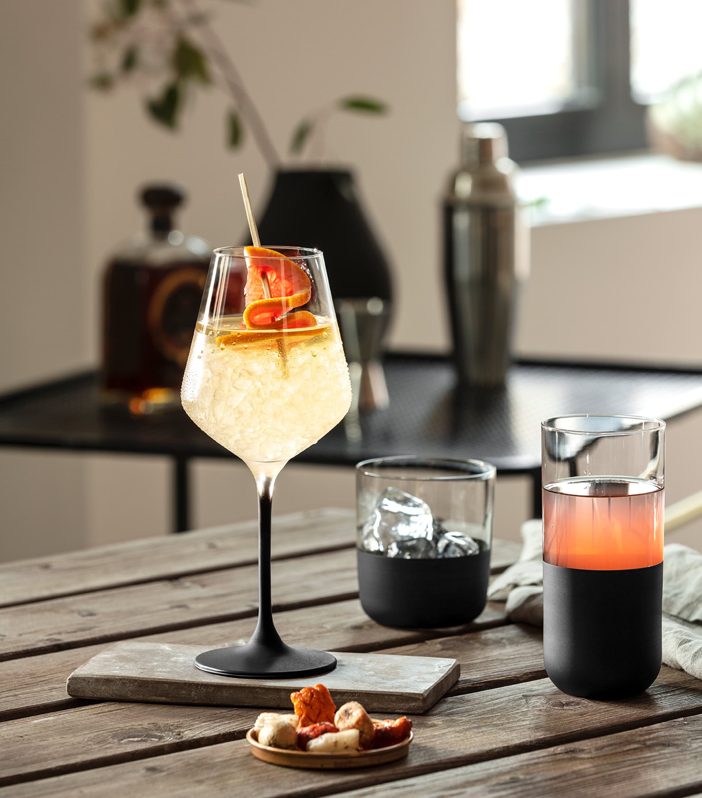 Set of 4 Manufacture Rock Tumblers (440ml) CLEAR Image 2