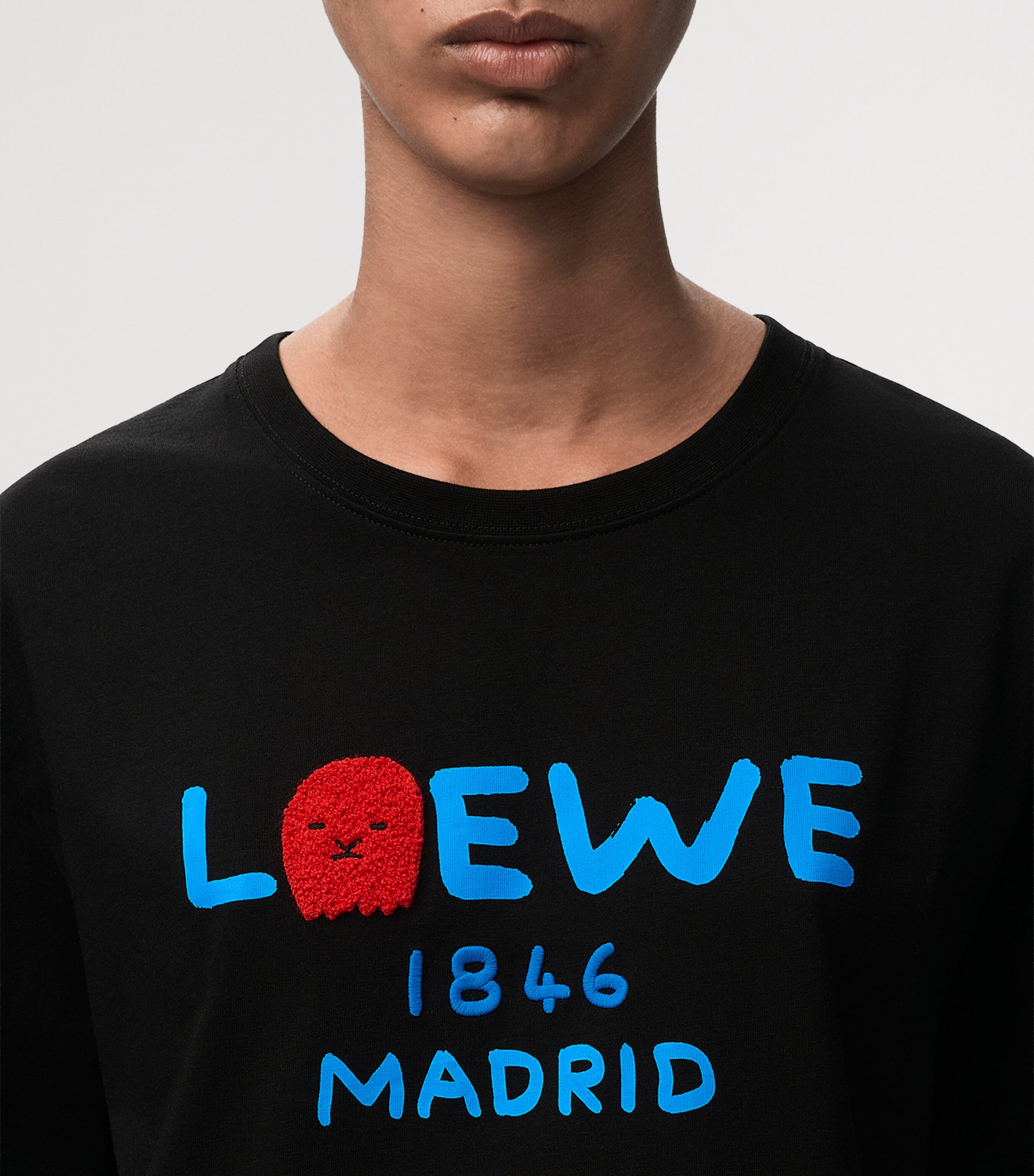 LOEWE　Tシャツ LOEWE Black Cotton Relaxed Lion T-Shirt | Harrods US