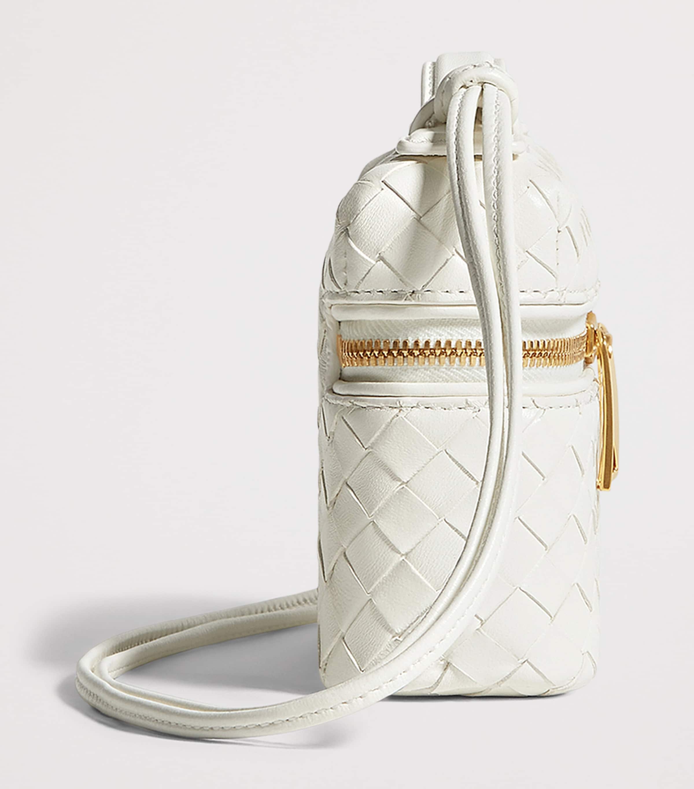 Bottega Veneta Candy Lambskin Intrecciato Bang Bang Pouch Image 4