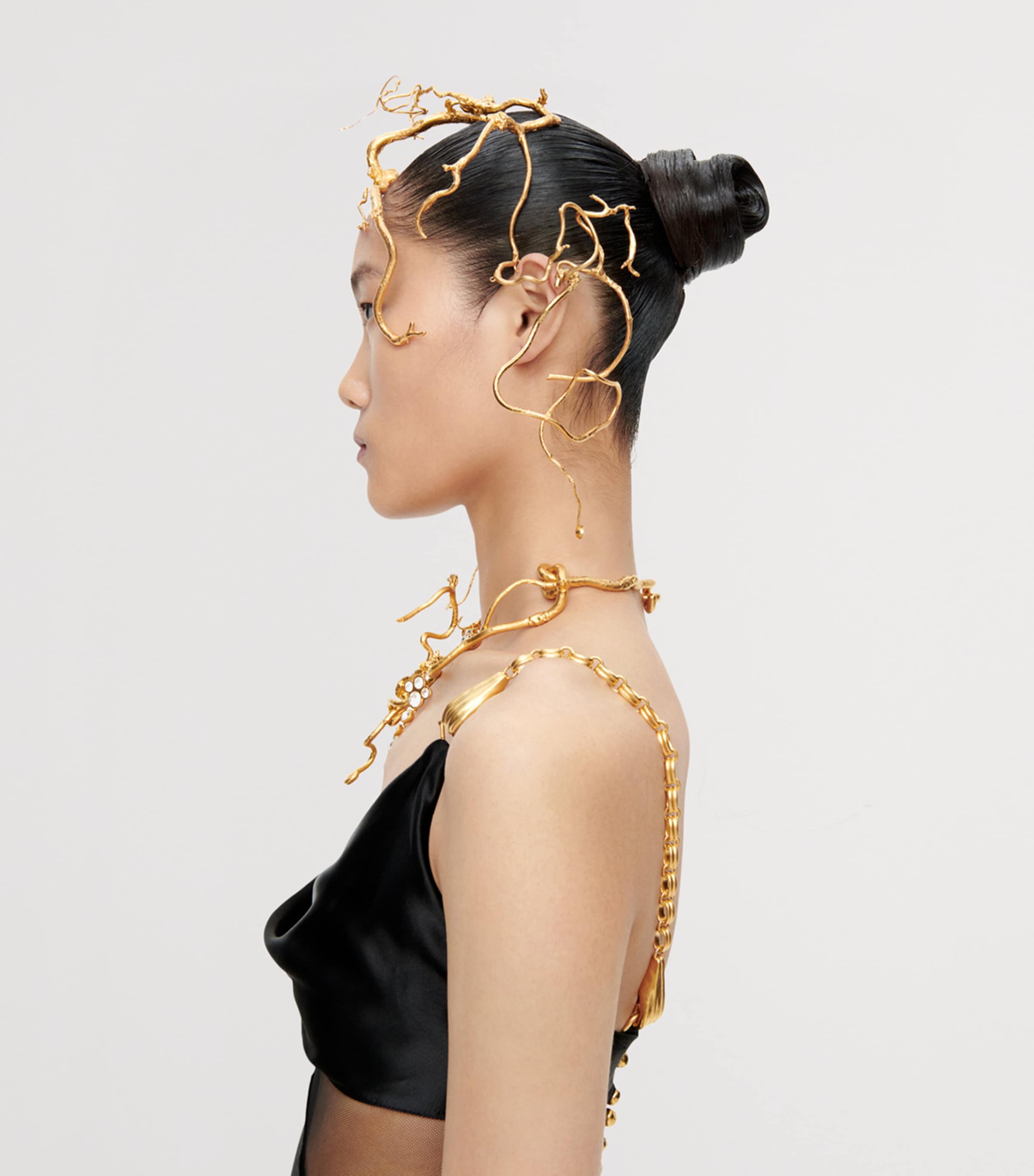 Schiaparelli Vine and Rhinestone Headband Gold Image 3