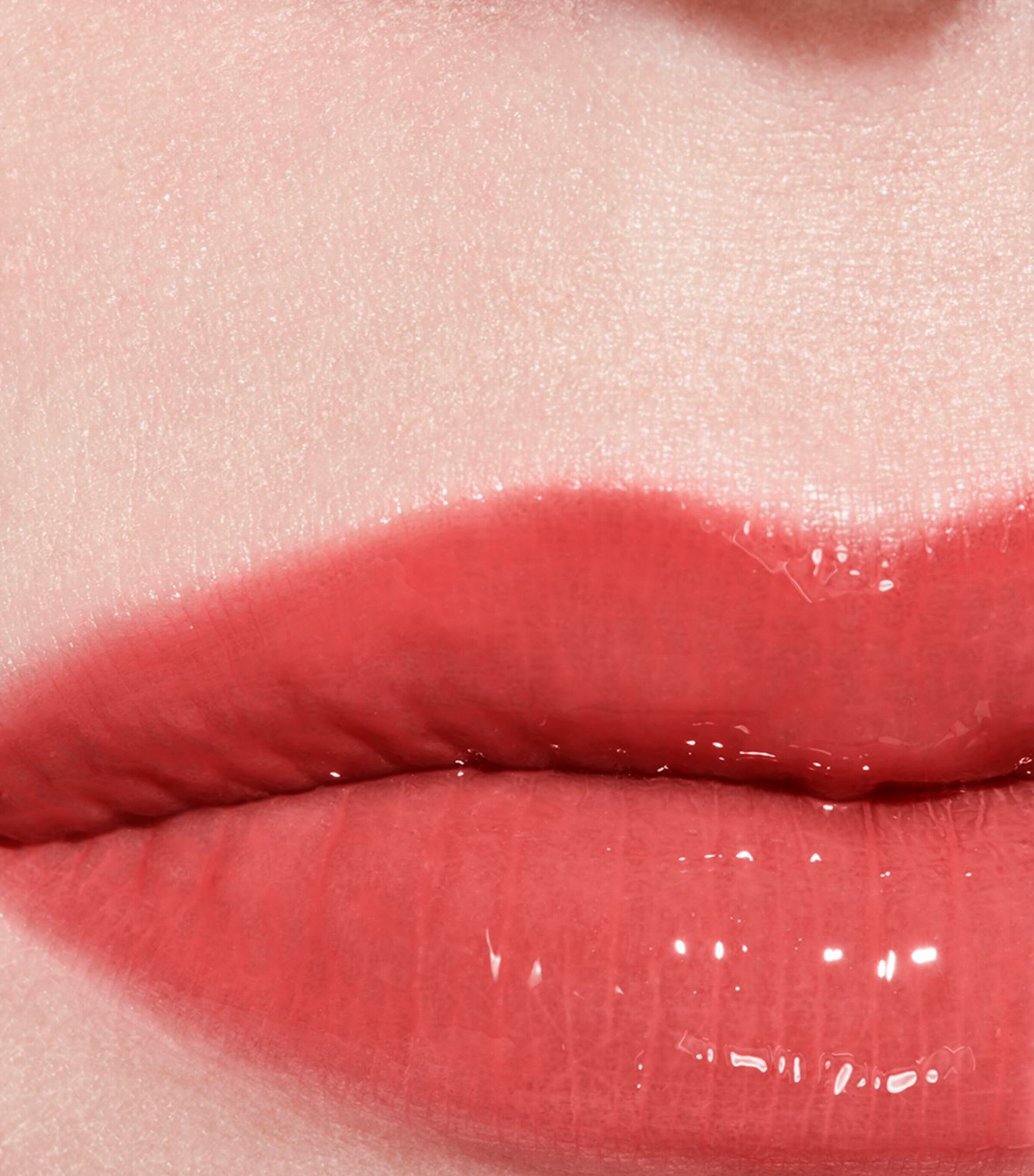 CHANEL ROUGE COCO GLOSS Moisturising Gloss Opulence Image 5