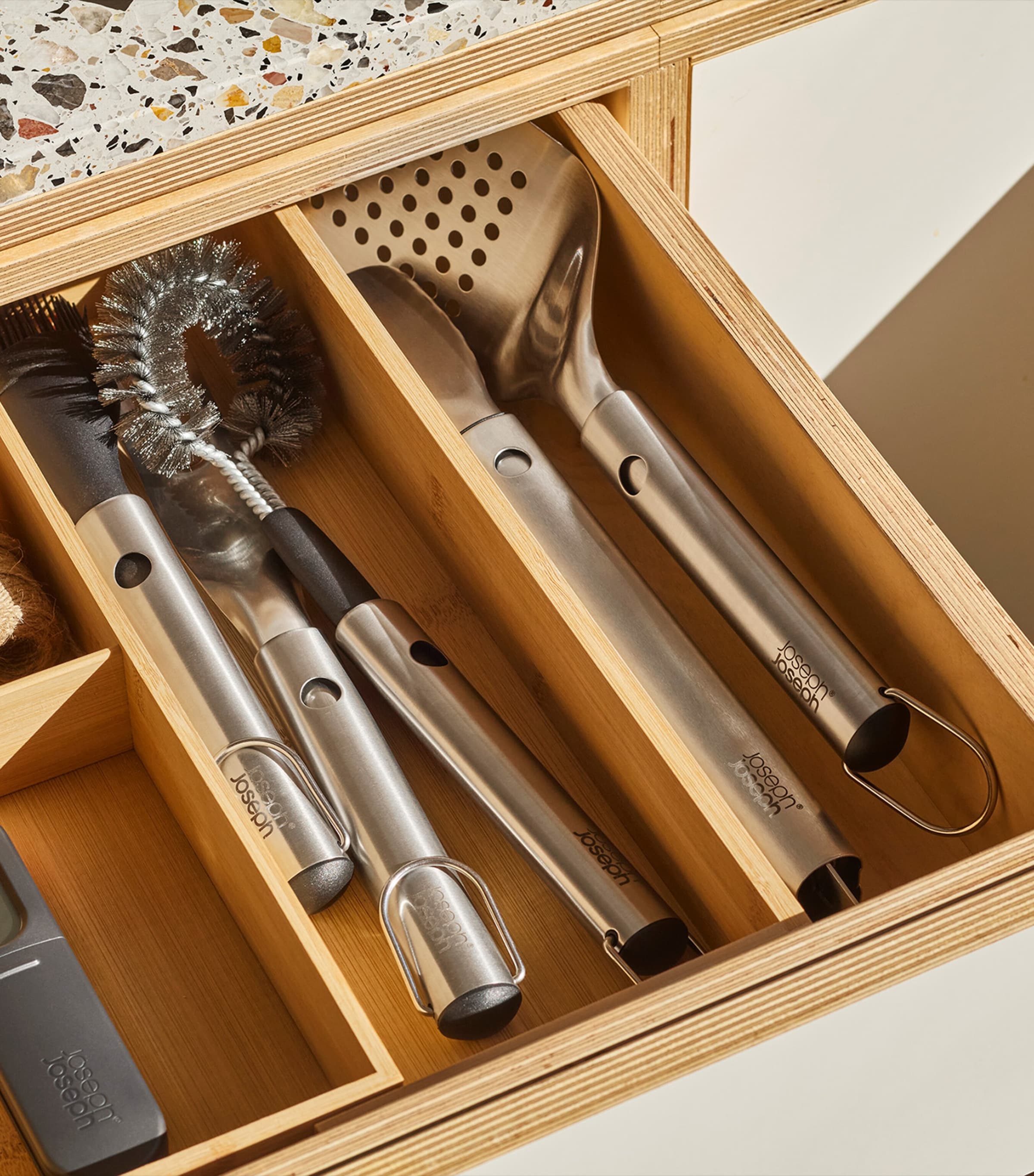 Stainless Steel 4-Piece GrillOut BBQ Utensils Set and Case STAINLESS STEEL Image 5