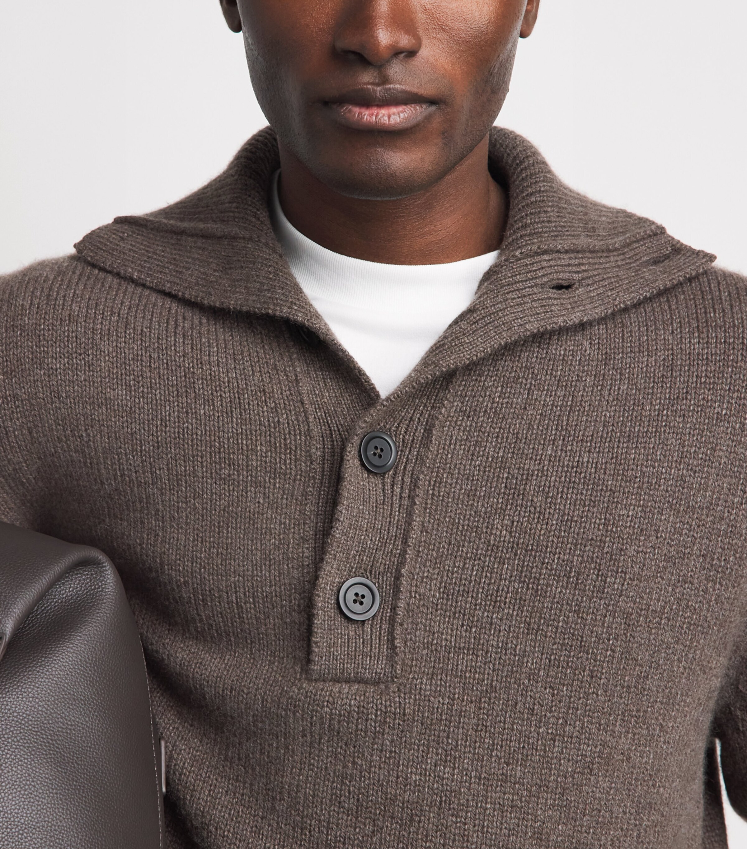 Johnstons Of Elgin Mens Cashmere Button-Neck Sweater Vole Image 3
