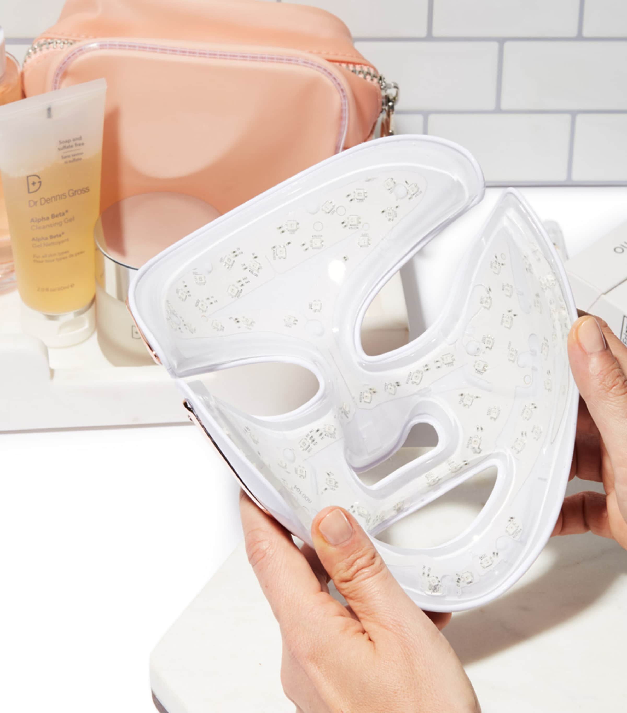 赤字超特価，2025 【値下げ】Dr. Dennis Gross LEDフェイスマスク