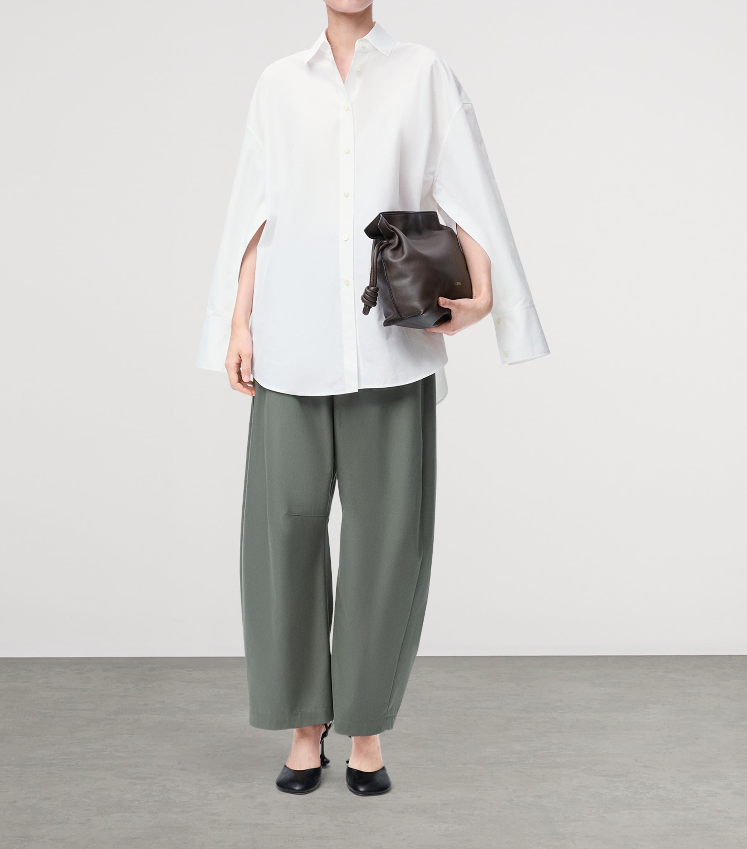 【LOEWE】Stripe cape in linen and cotton Loewe Linen And Cotton Cape - Blue | Editorialist