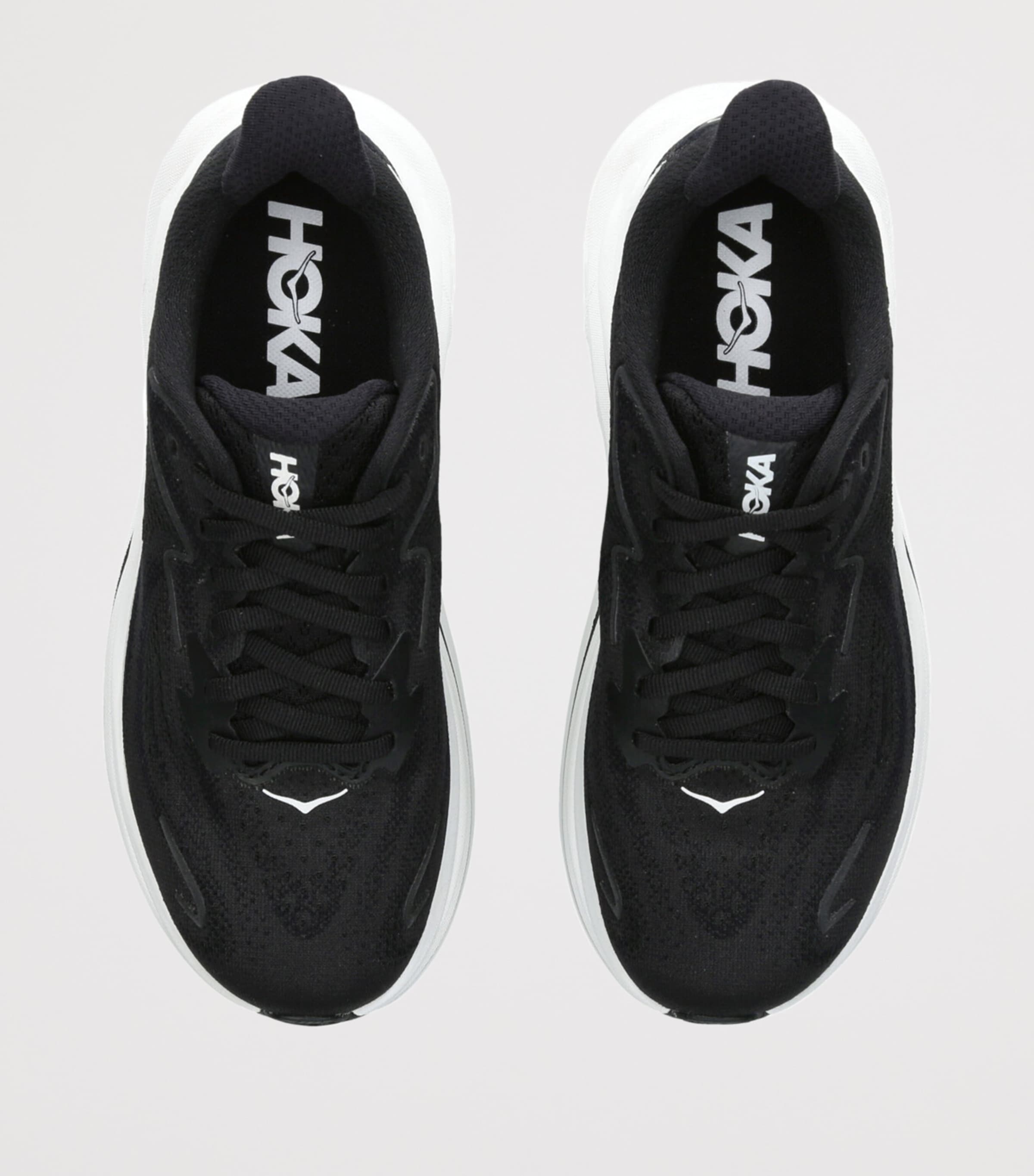 Clifton 10 Running Trainers BLACK Image 4