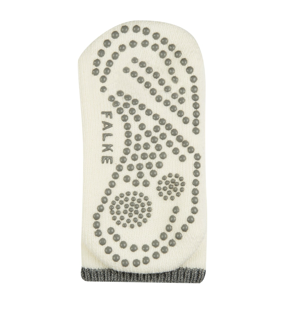 Cuddle Pad Socks WHITE Image 1