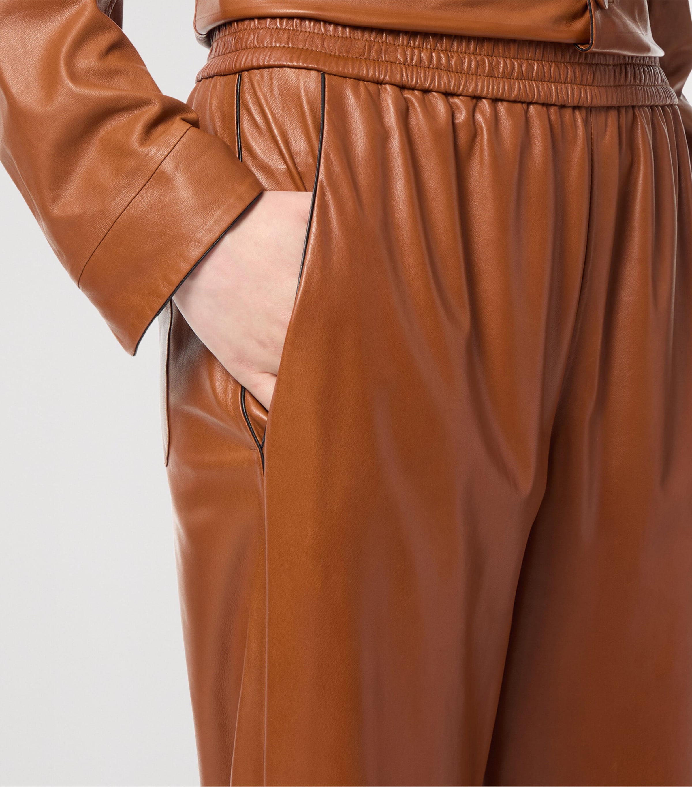 TOM FORD Womens Lambskin Tailored Trousers Edg Image 4