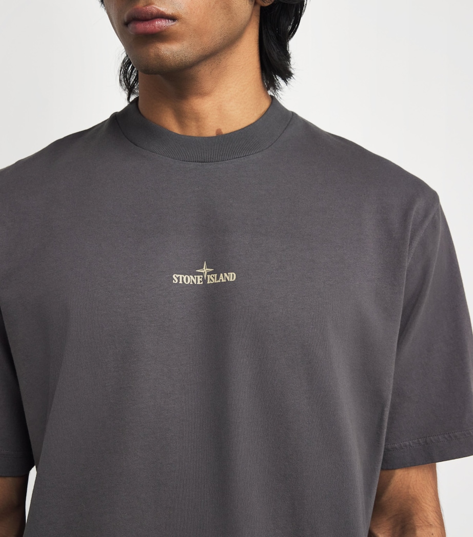 Cotton Compass Graphic T-Shirt V0062 Image 6