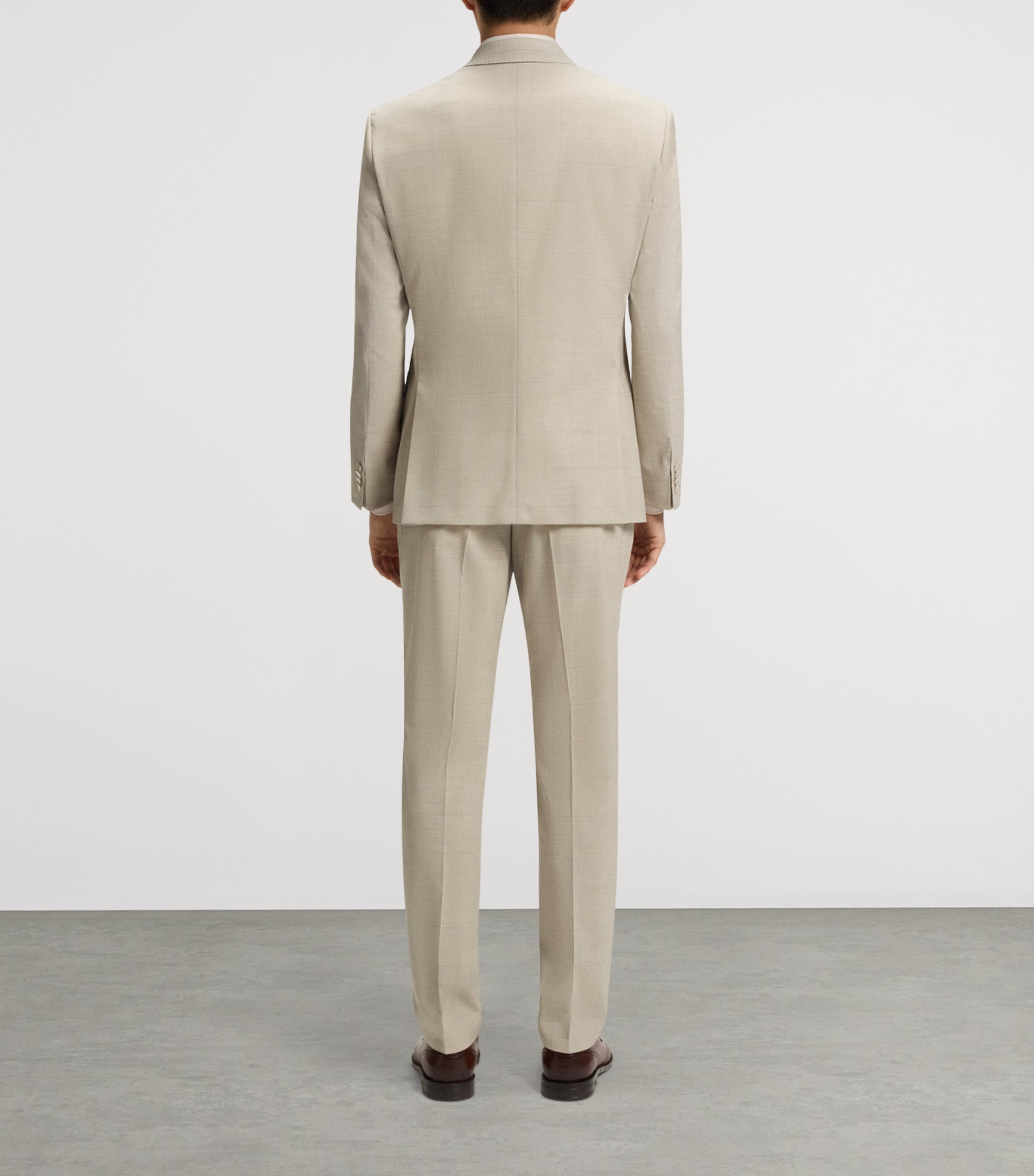 Virgin Wool Slim 2-Piece Suit 131 Image 3