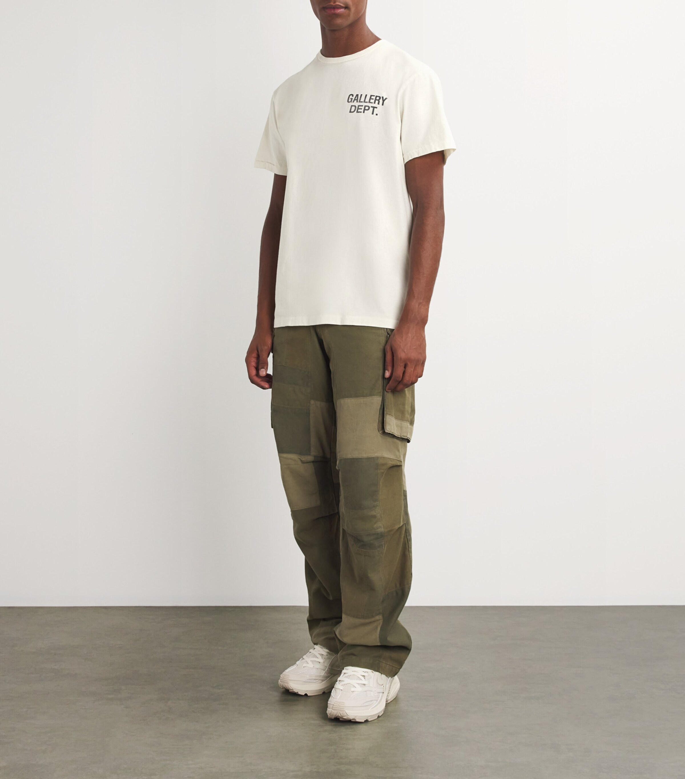 【完売必至】GALLERY DEPT. コットン グリッター加工 Tシャツ GALLERY DEPT(ギャラリーデプト) プリントデザインTシャツ