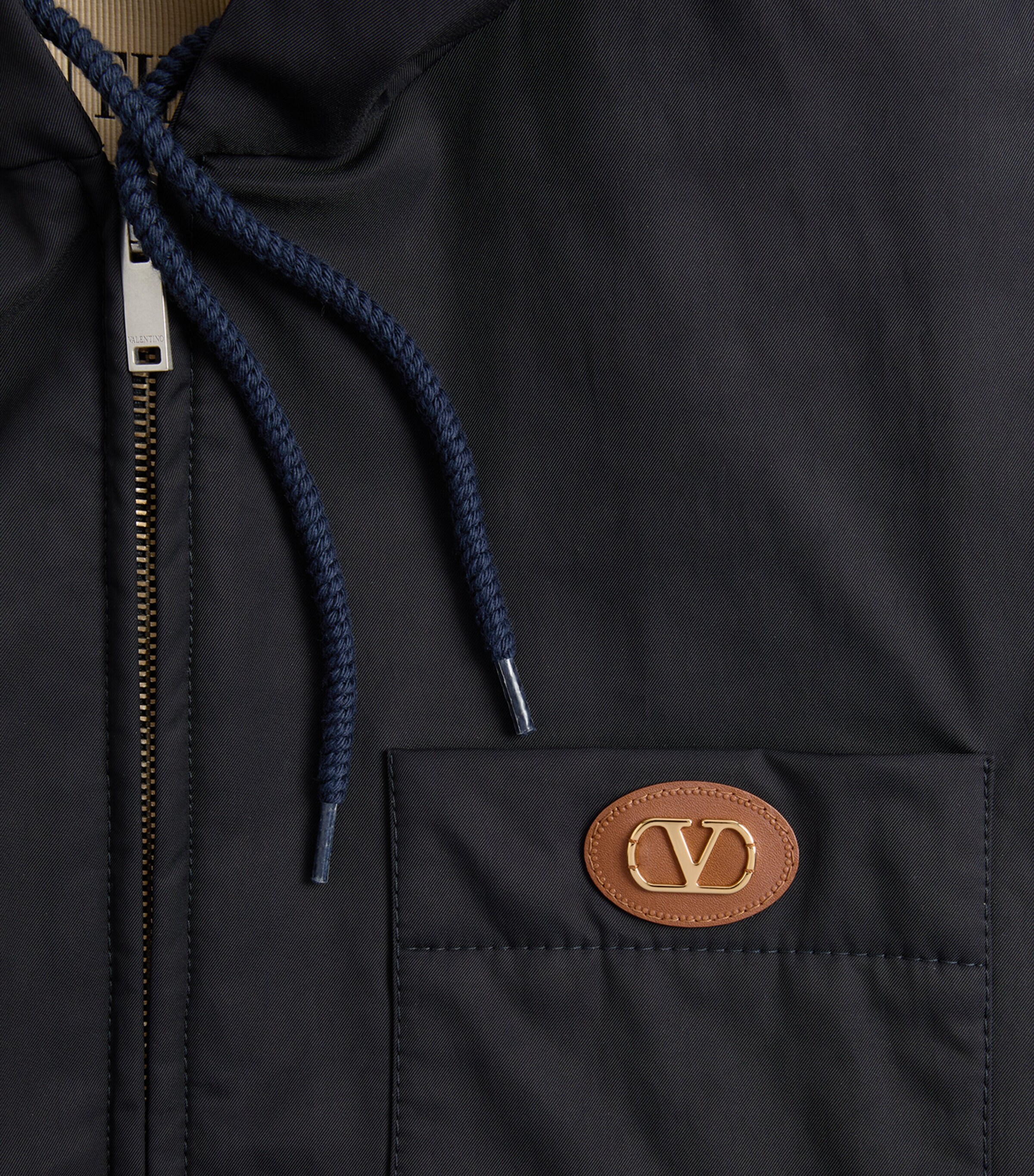 Hooded VLogo Jacket 598 Image 7