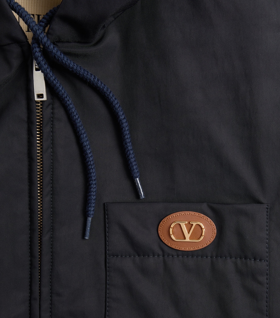 Hooded VLogo Jacket 598 Image 7