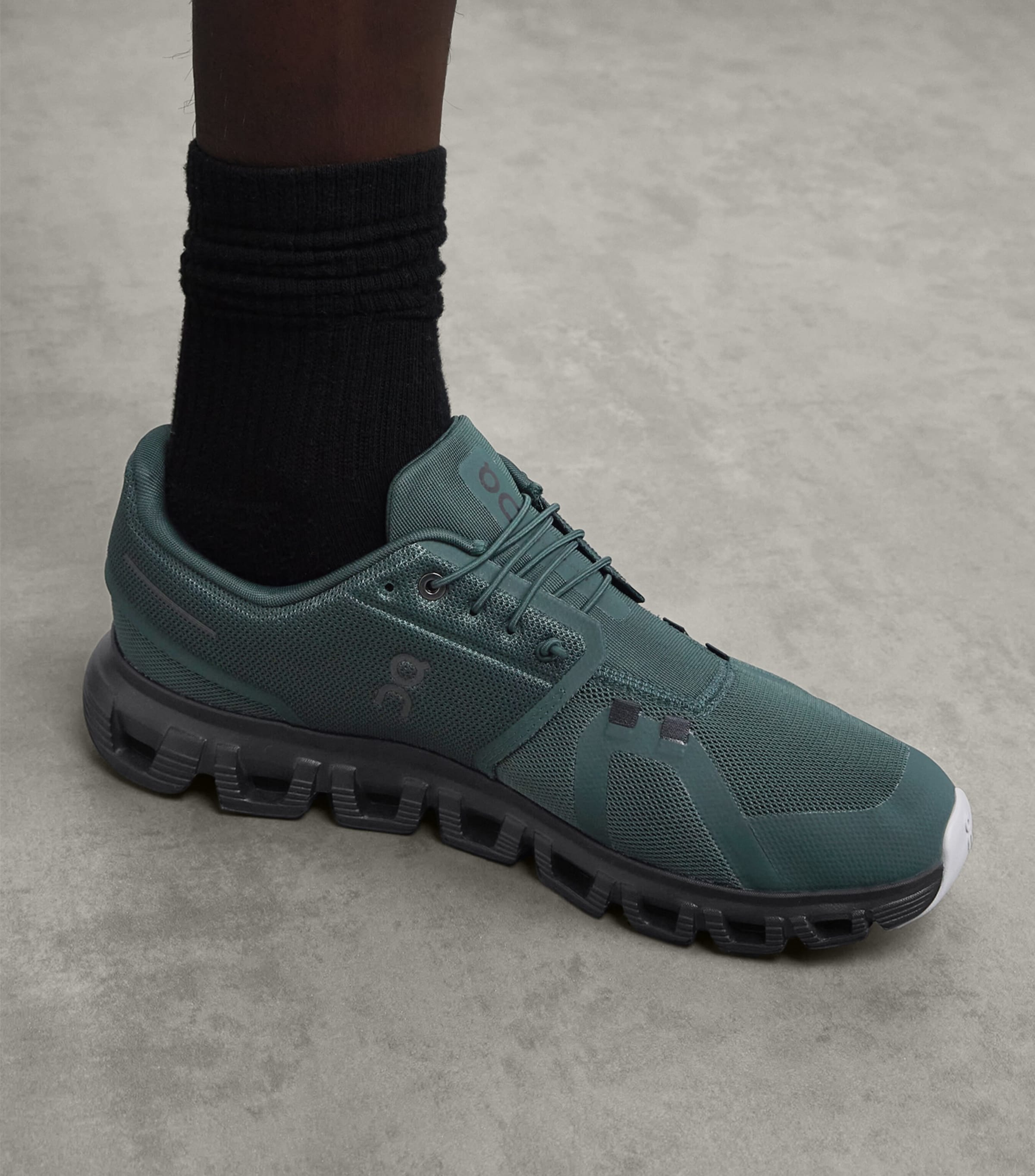 On Mens Cloud 6 Trainers Evergreen | Glacier Image 4