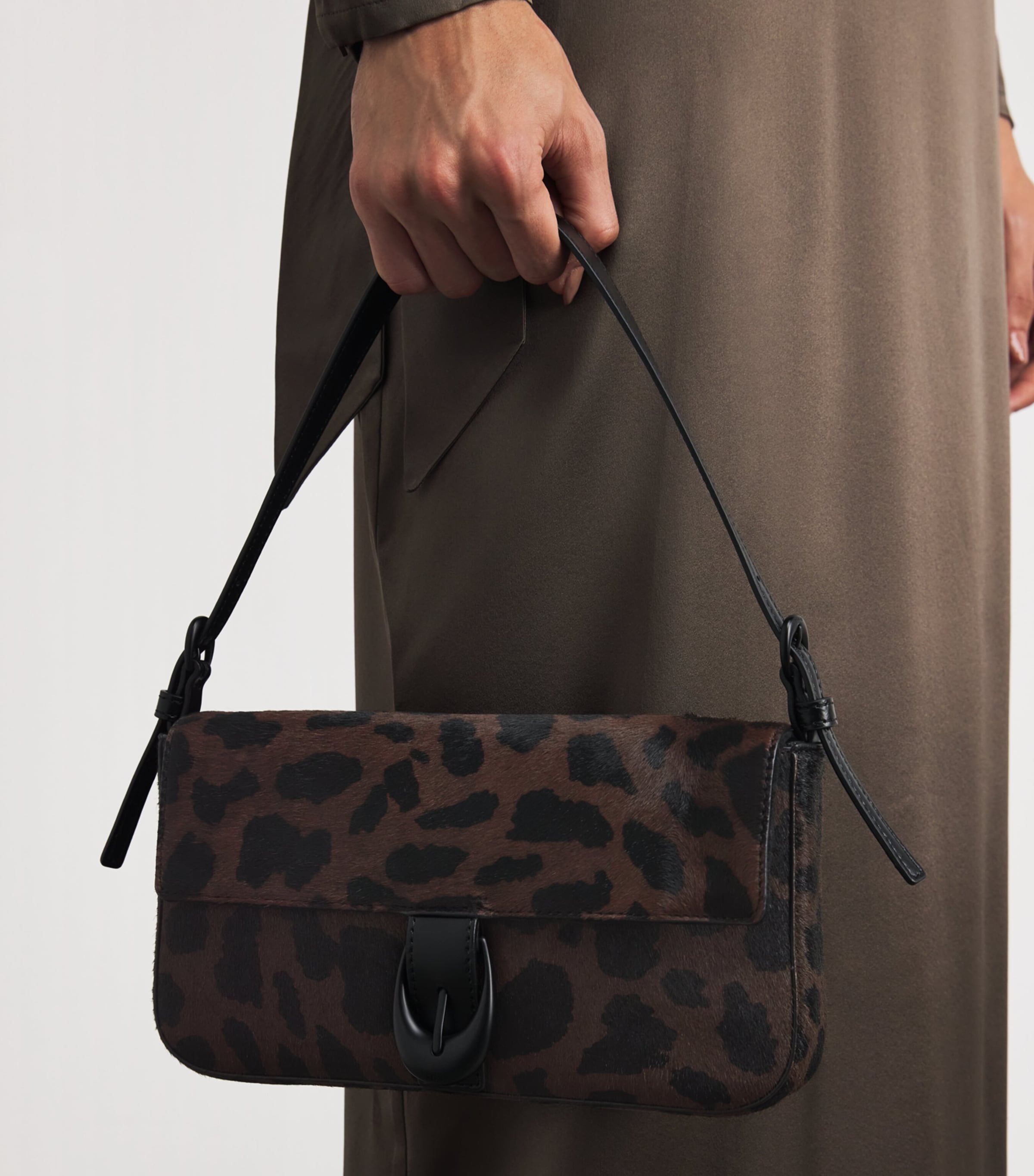 Calfskin Harlow Shoulder Bag LEOP LEOPARD Image 5