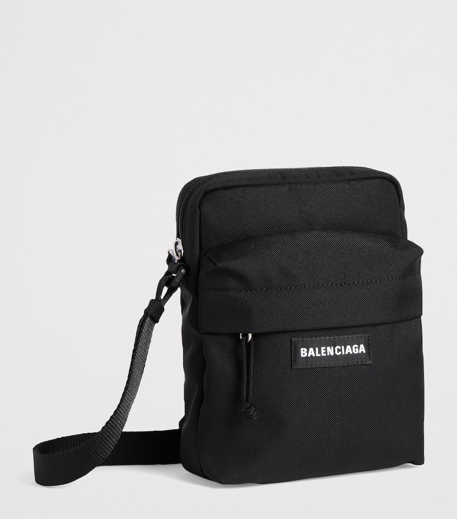 Explorer Cross-Body Bag 1000 Image 4