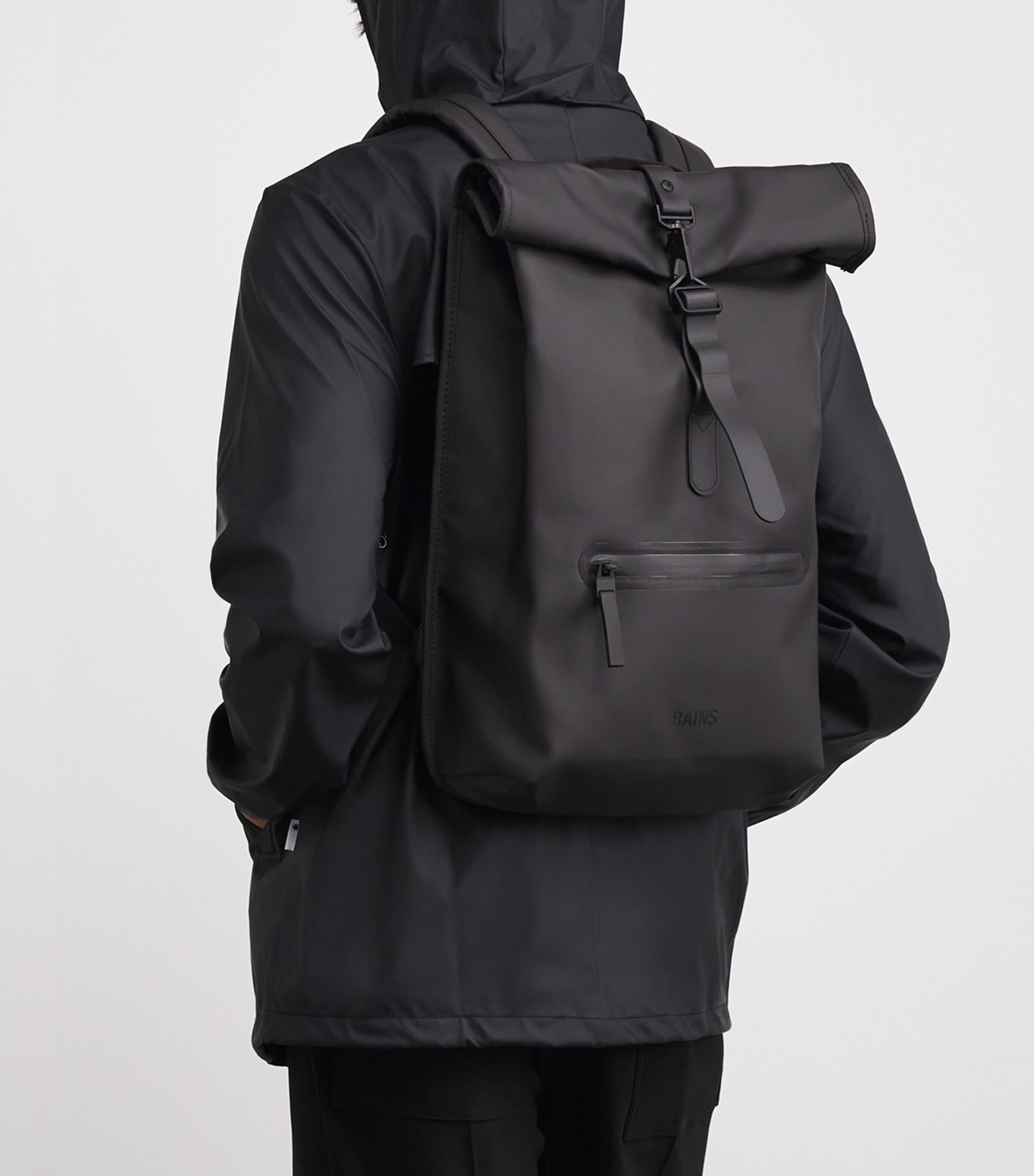 Waterproof Rolltop Backpack 01 BLACK Image 2
