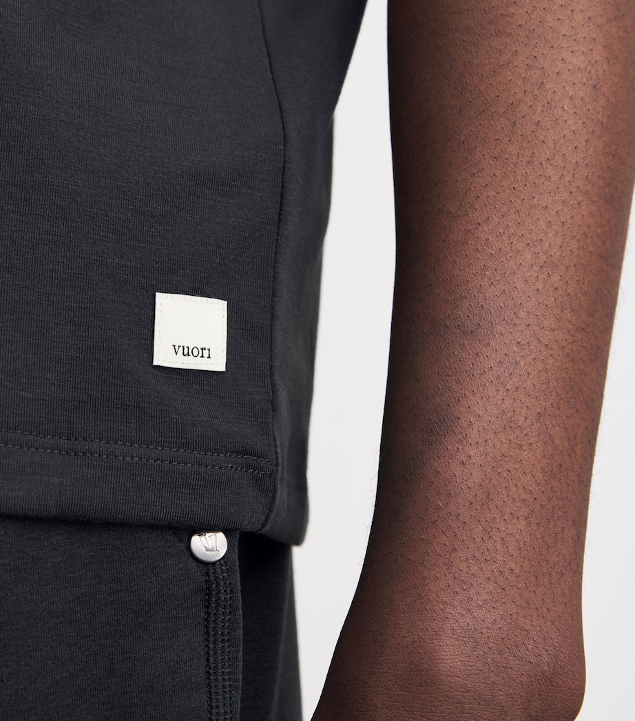 VUORI Mens Current Tech T-Shirt Black Blk Image 3