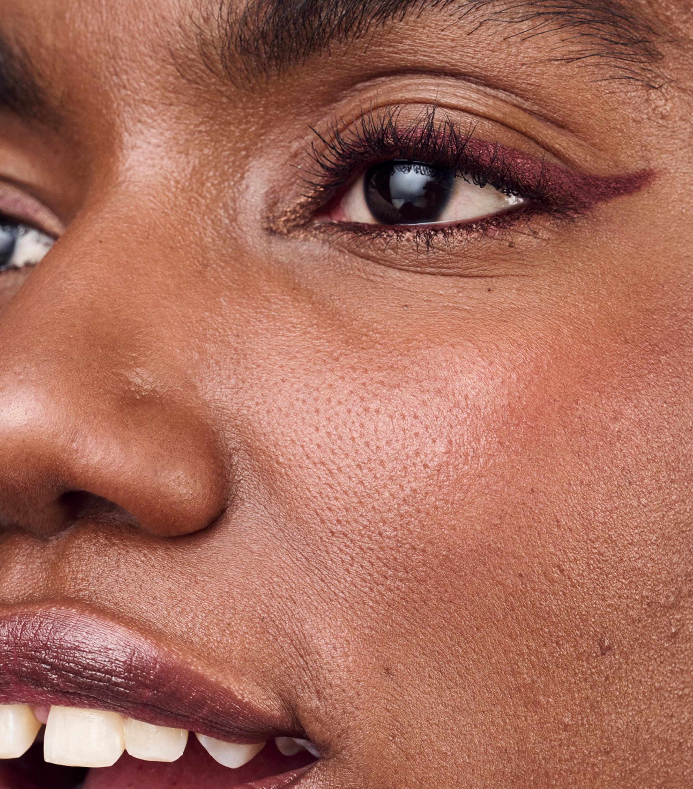 High Impact Gel Tech Eyeliner BRONZE GLOW Image 4