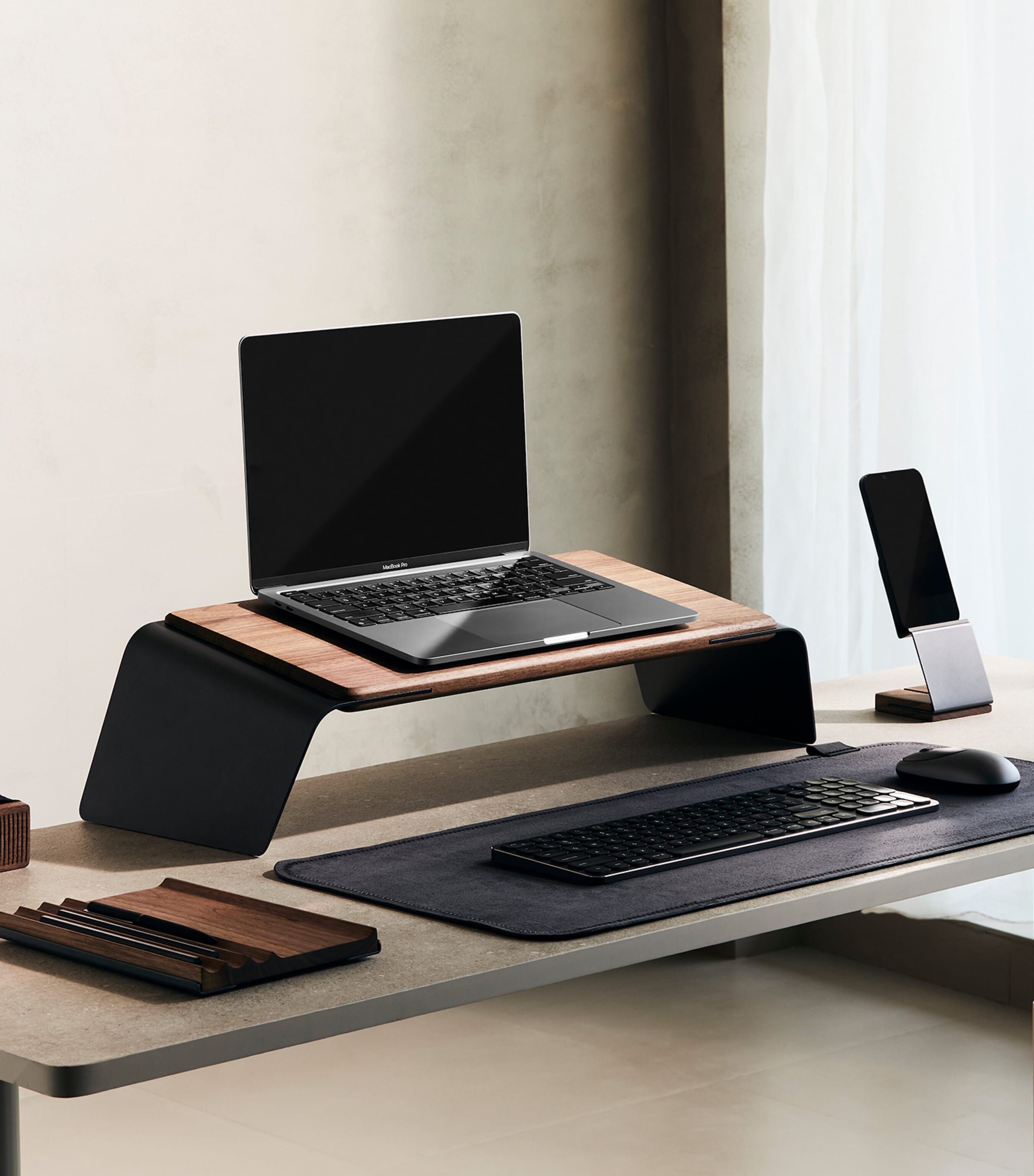 Config 01 Desk Organiser Set WALNUT Image 9