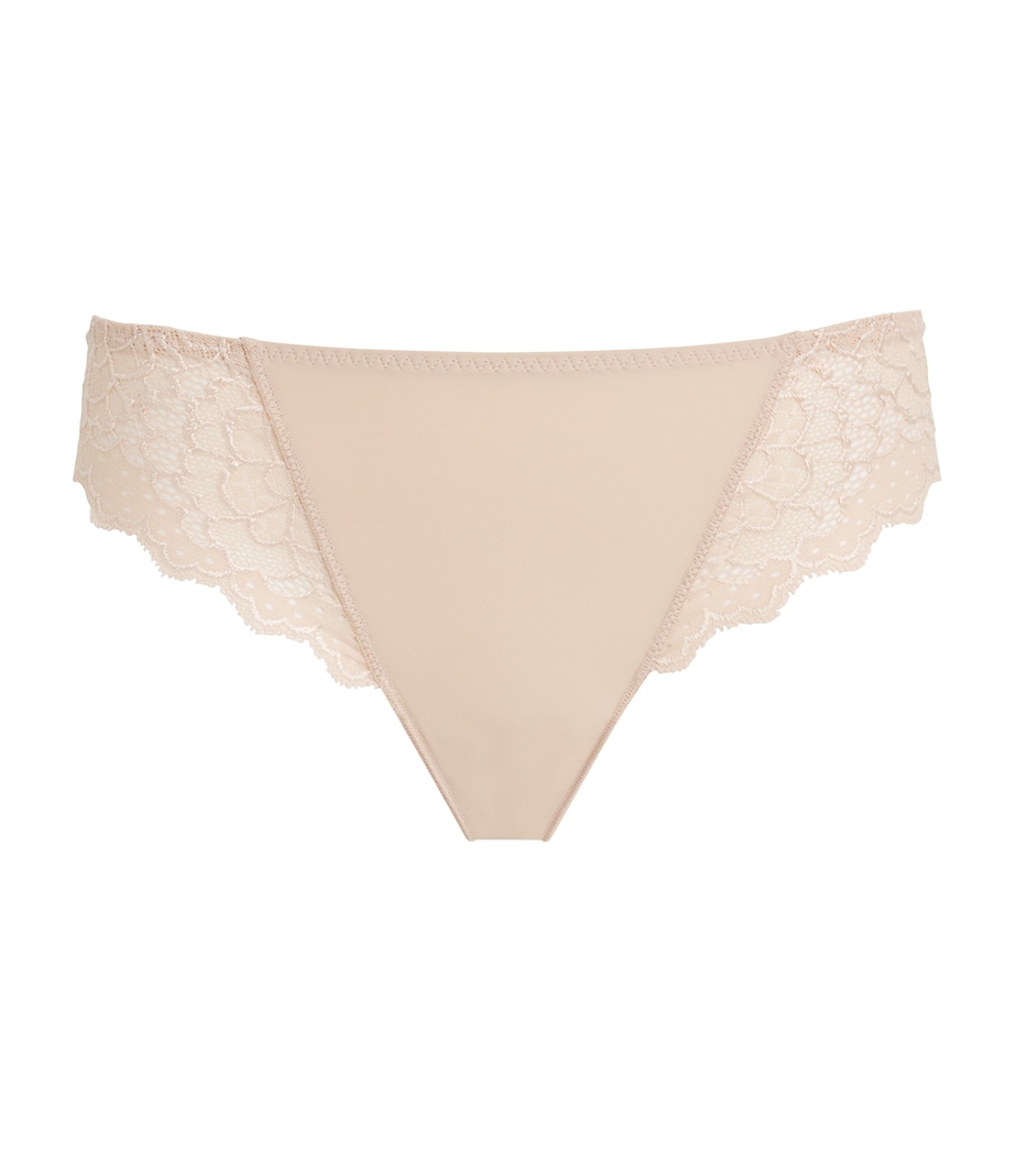 Lace Caresse Tanga 739 PEAU ROSE Image 1