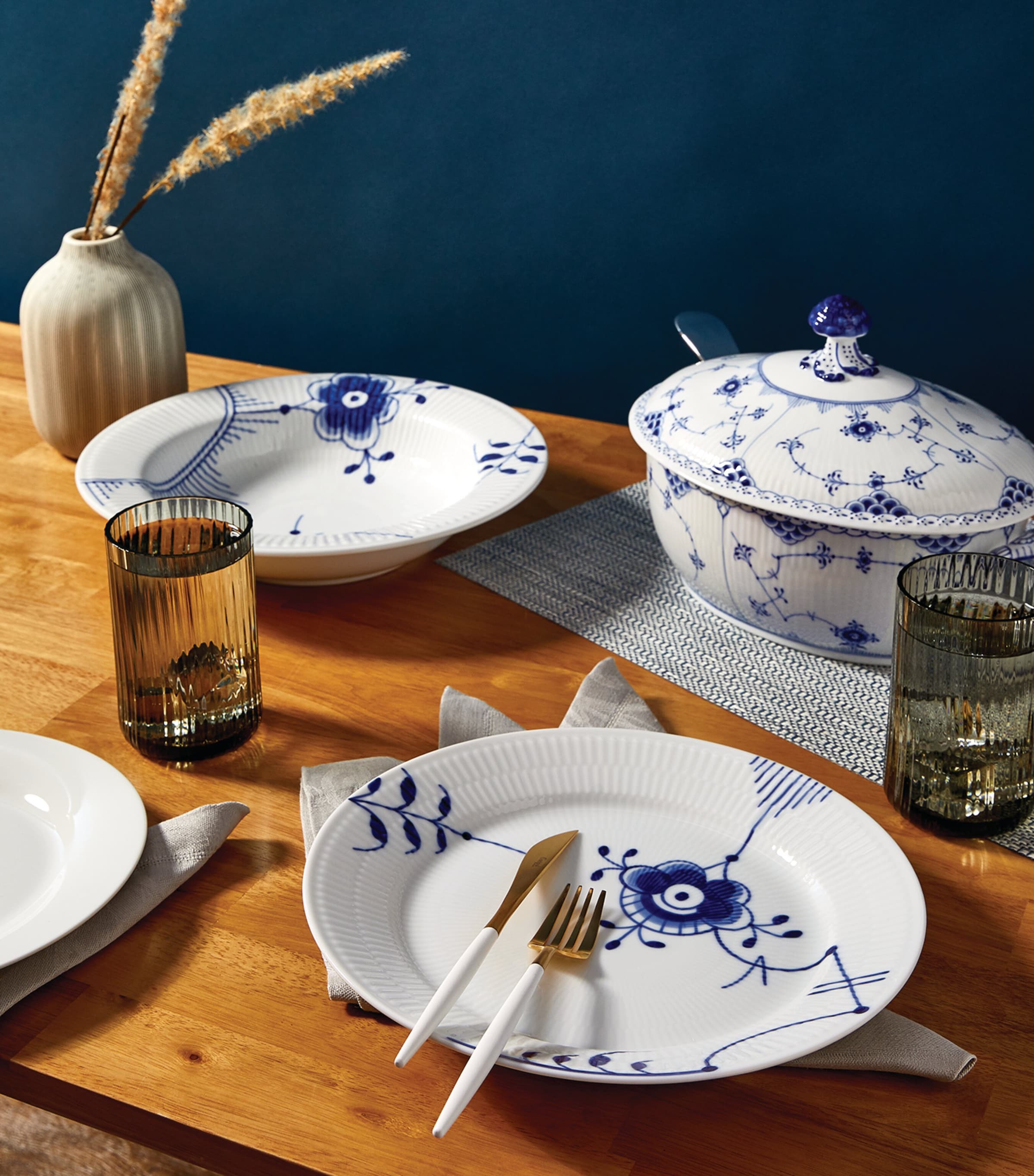   Blue Fluted Mega 皿 Royal Copenhagen Blue Fluted Mega Deep Plate 24 / ロイヤル