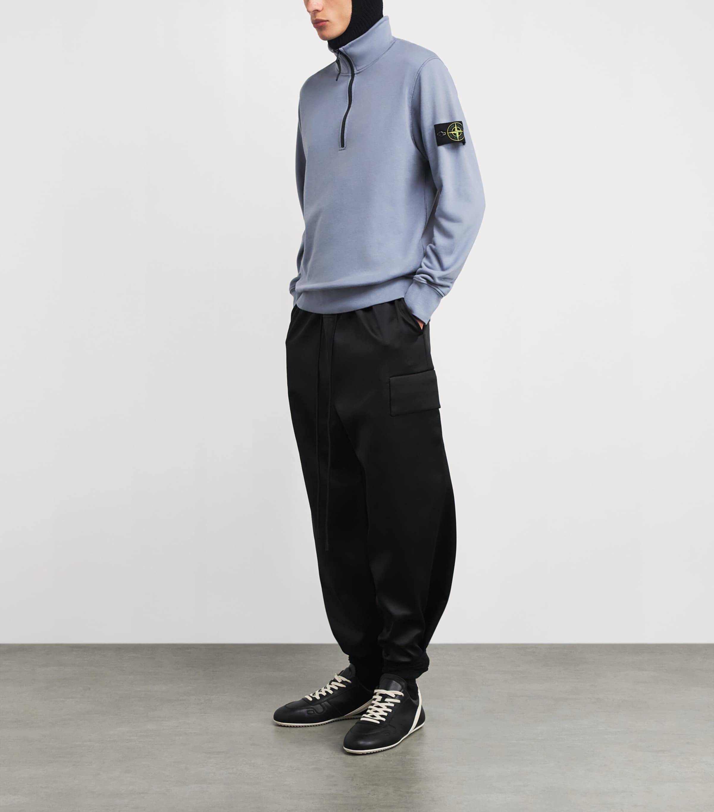 Cotton Half-Zip Compass Sweatshirt V0024 Image 2