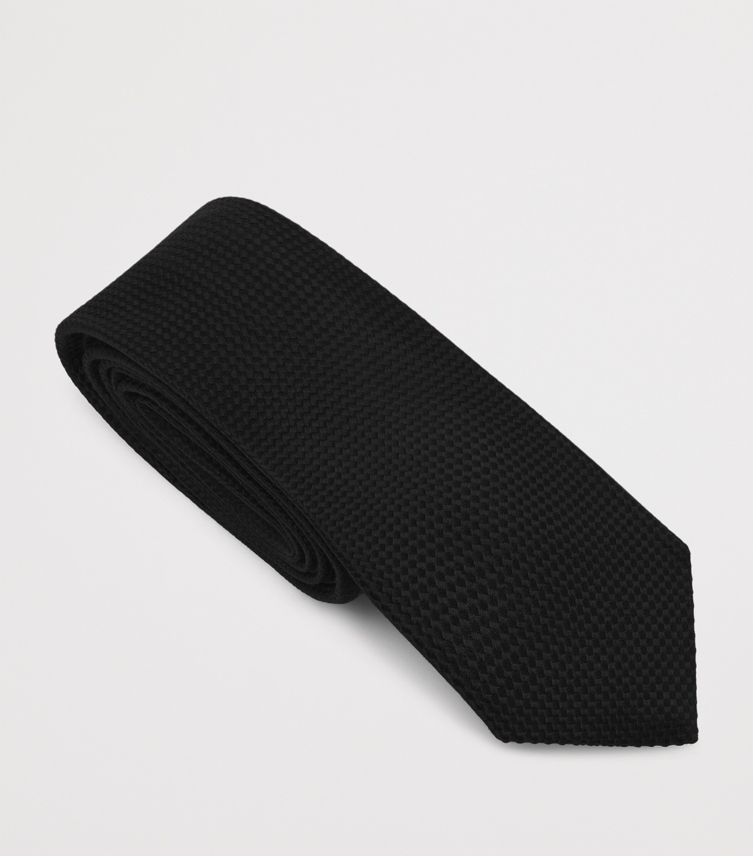 TOM FORD Silk Micro Jacquard Tie Image 3