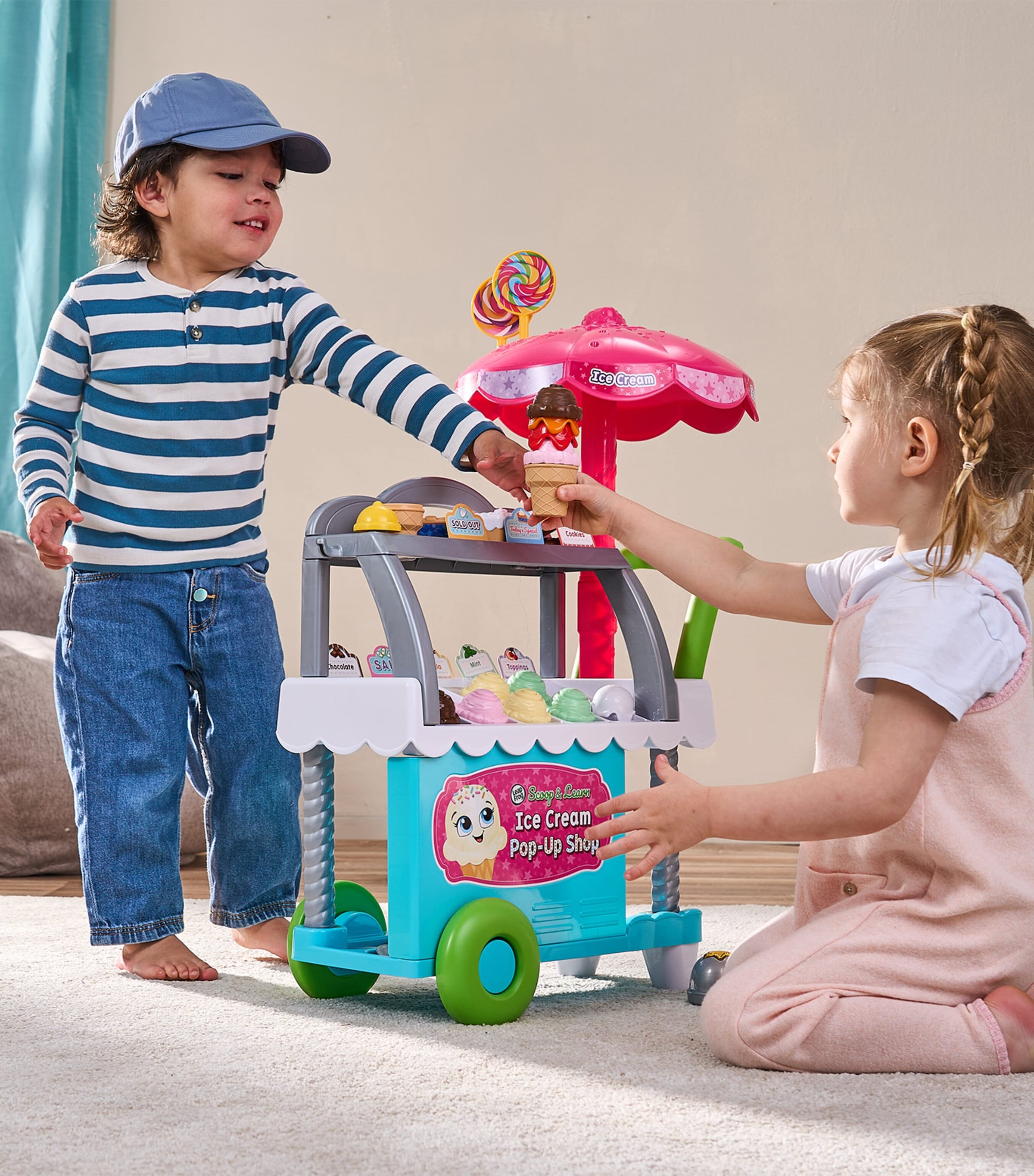 Leapfrog Scoop & Learn Ice Cream Pop-Up Shop Playset Image 3