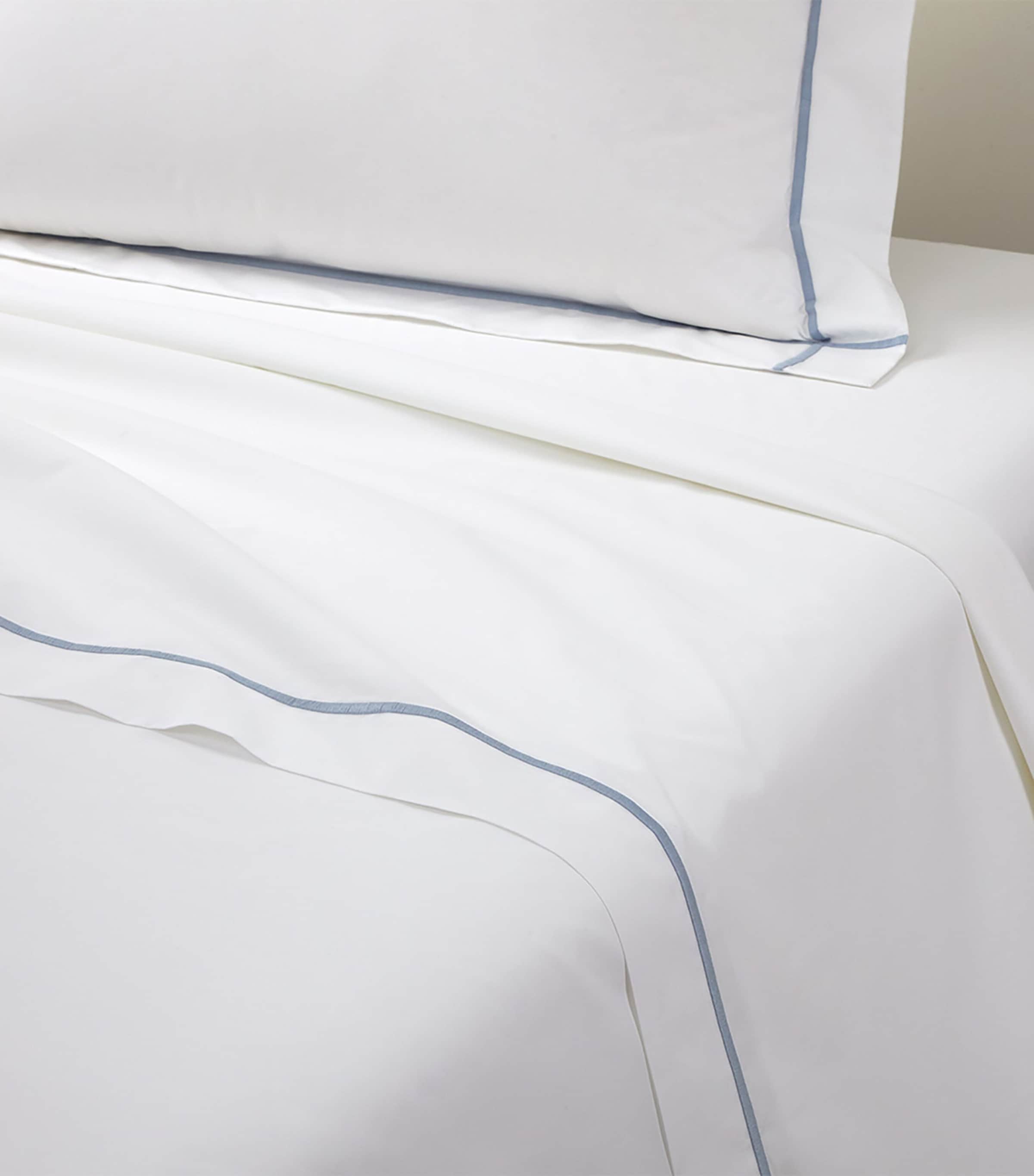 Yves Delorme Pima Cotton Athena Celeste Super King Flat Sheet (270cm x 295cm) Celeste Image 2