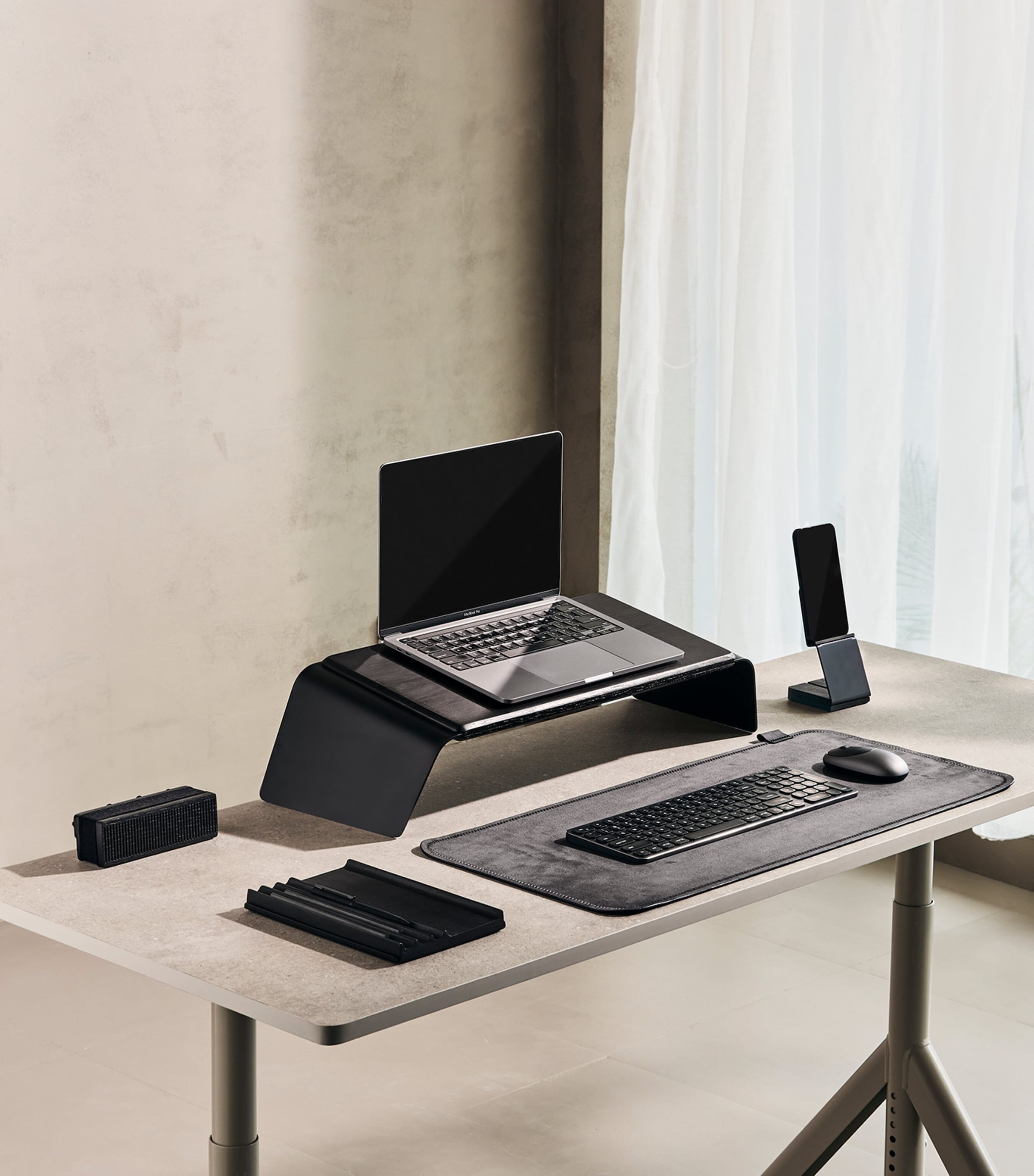 Config 01 Desk Organiser Set BLACK OAK Image 3