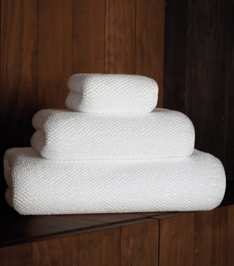 Cotton Pearls Face Cloth (30cm x 30cm) SEAMIST Image 2