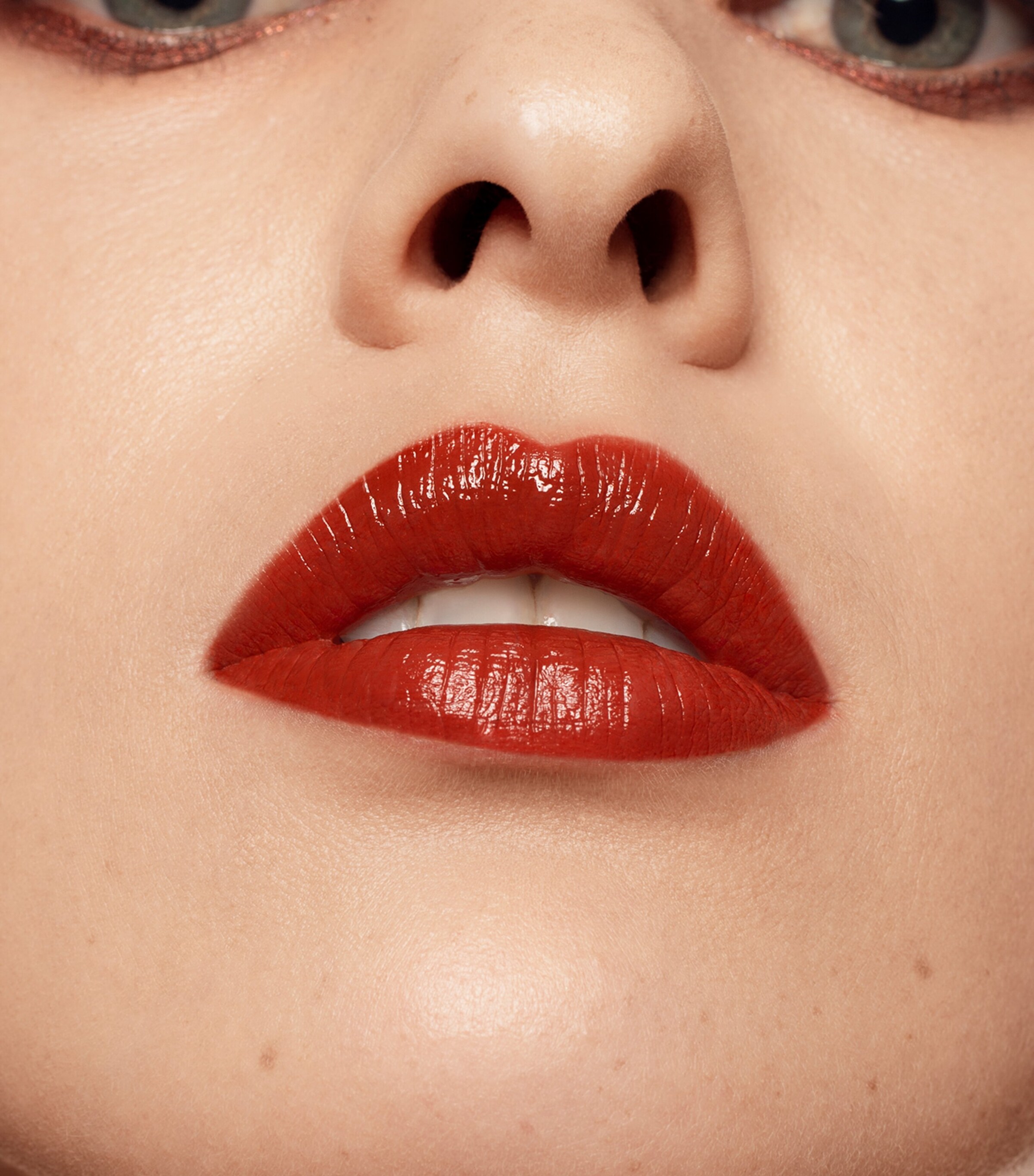 Byredo Liquid Lipstick Vinyl Auburn Image 8