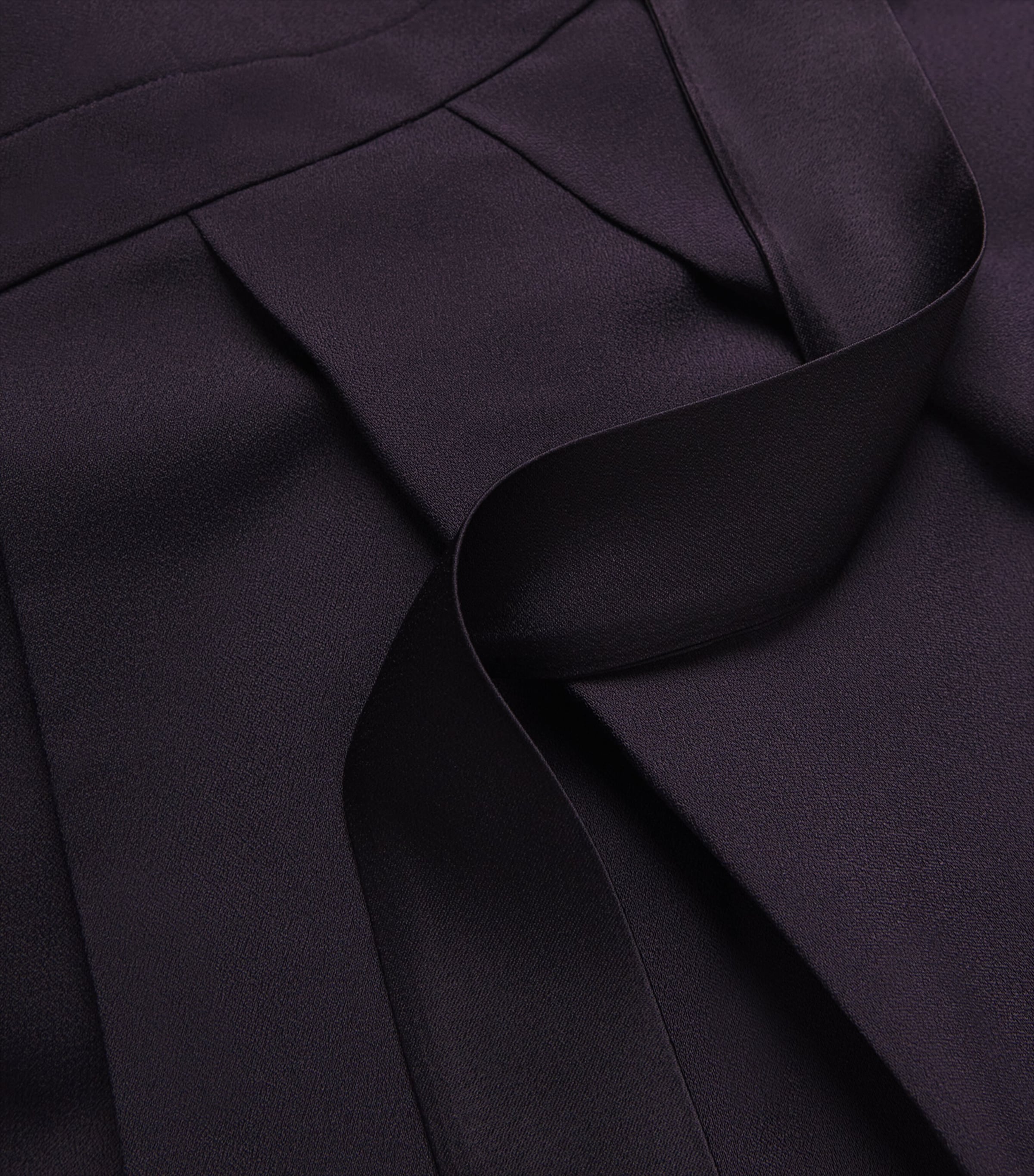 Crepe Cady Brooks Maxi Dress LIQUORICE Image 5