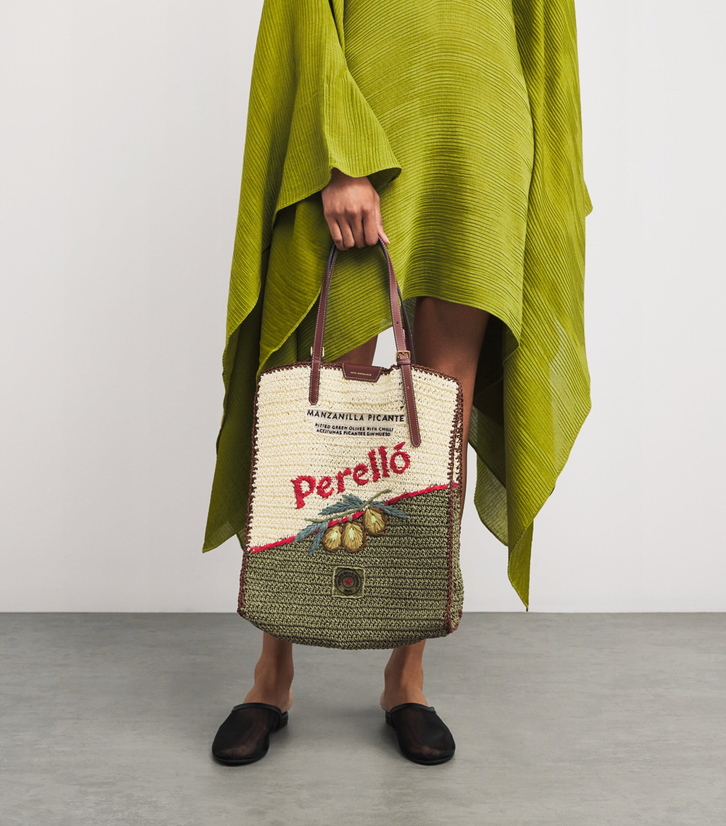 Anya Hindmarch Large Leather-Raffia Olives Tote Bag Chalk Paper Raffia Image 5