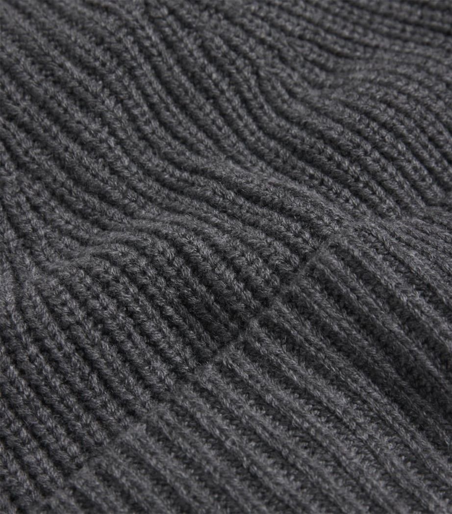 Cardigan-Stitch Beanie SMOKE Image 3