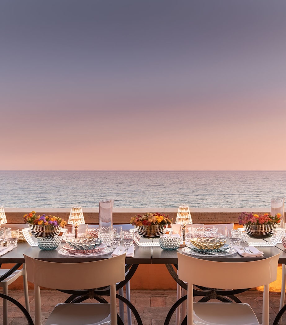 Rechargeable Battery Table Lamp GOLD Image 2