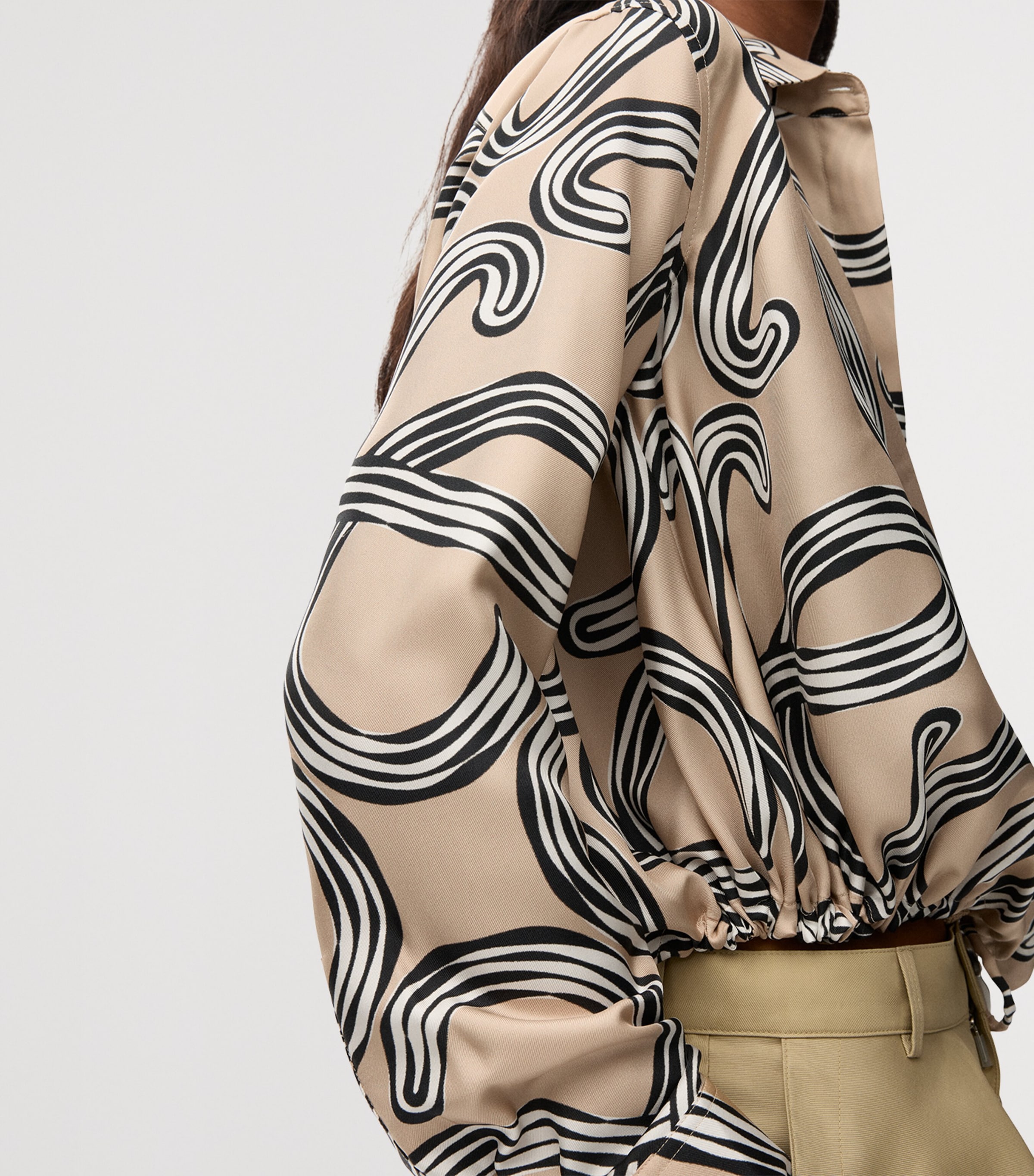 LOEWE Womens x Paula’s Ibiza Silk Twill Blouse Beige/black Image 5