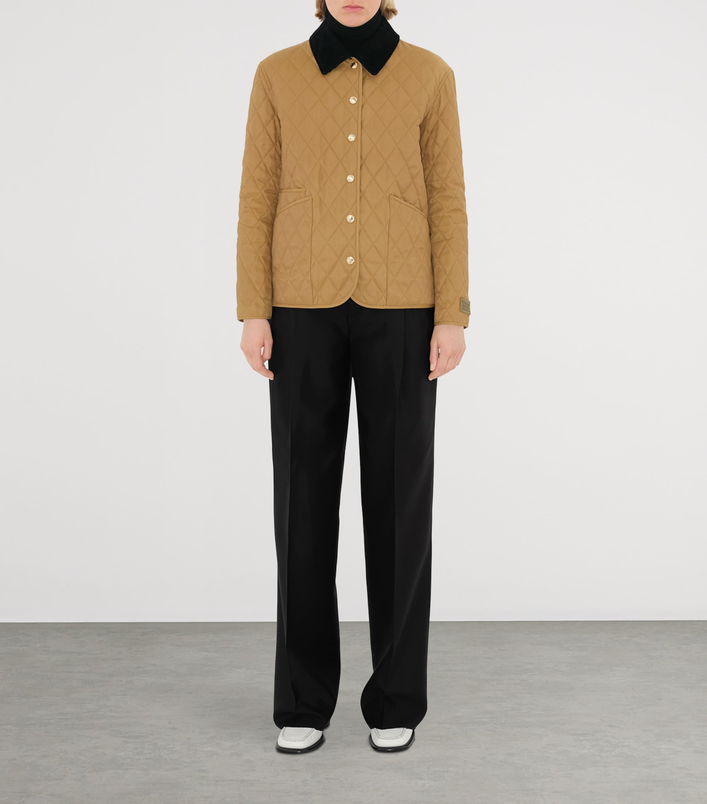 Quilted Barn Jacket CAMEL Image 2