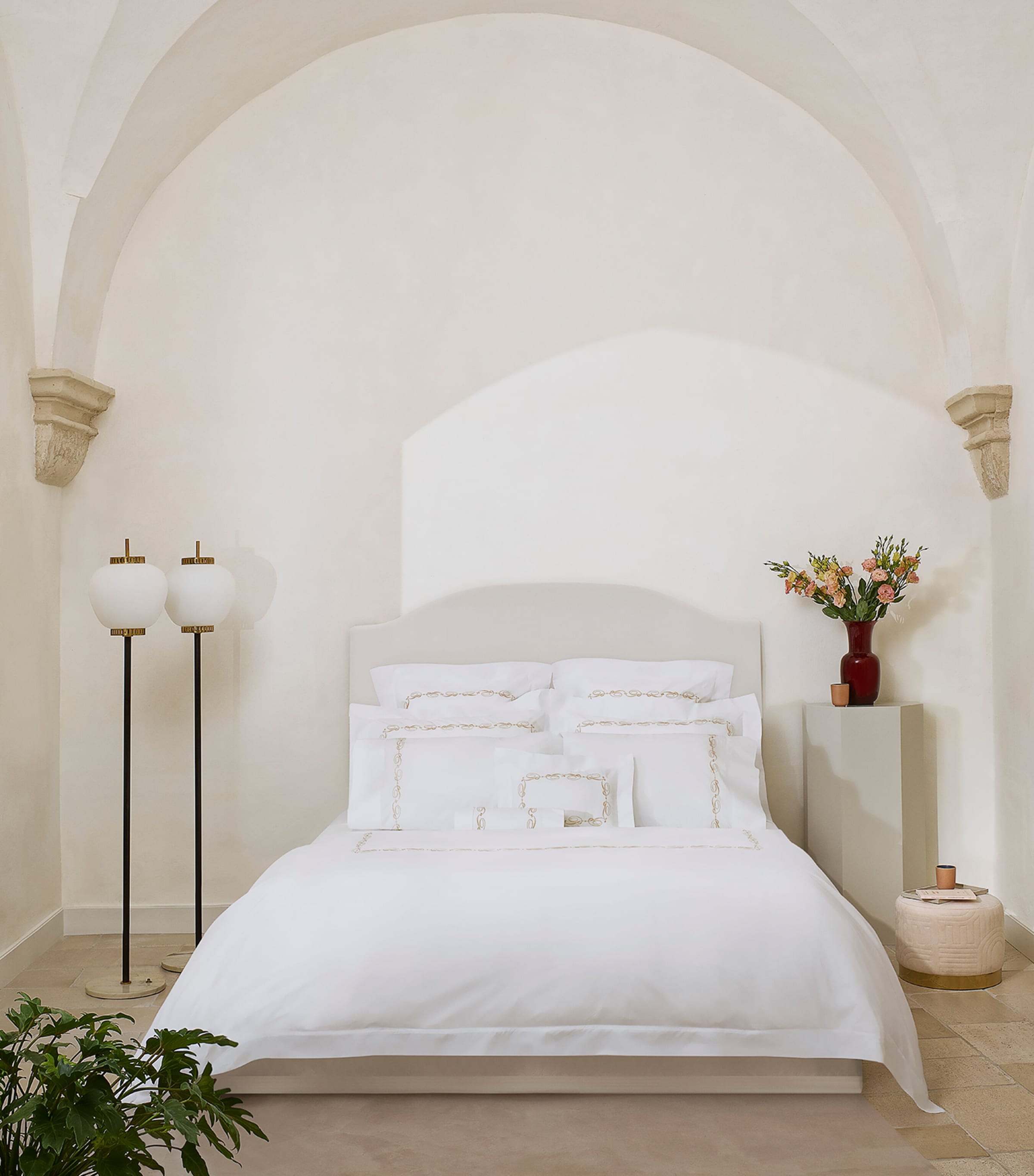 Icona Square Pillowcase (65cm x 65cm) WHITE/BEIGE Image 4