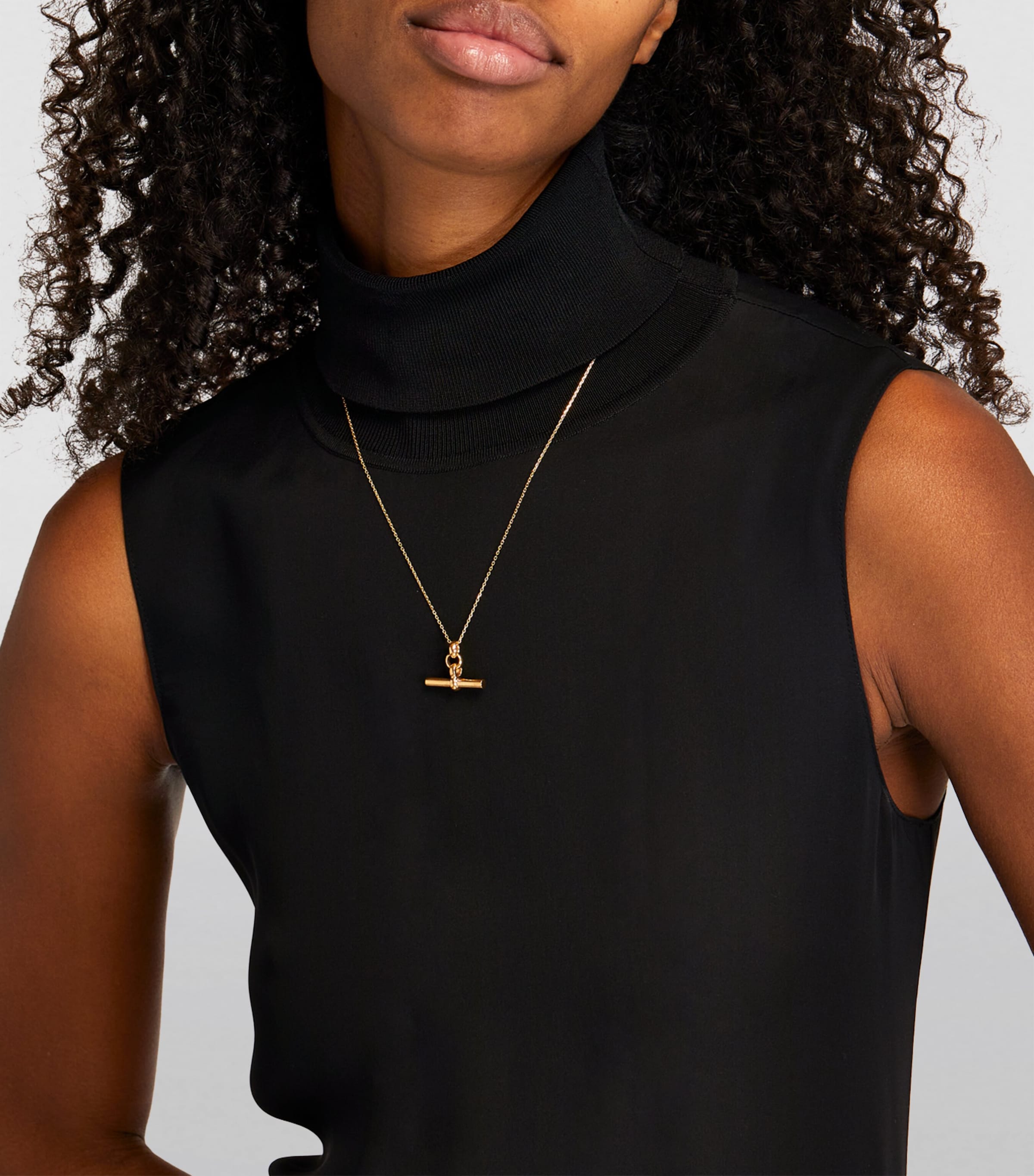 TILLY SVEAAS Yellow Gold-Plated T-Bar Trace Chain Necklace Gold Image 4