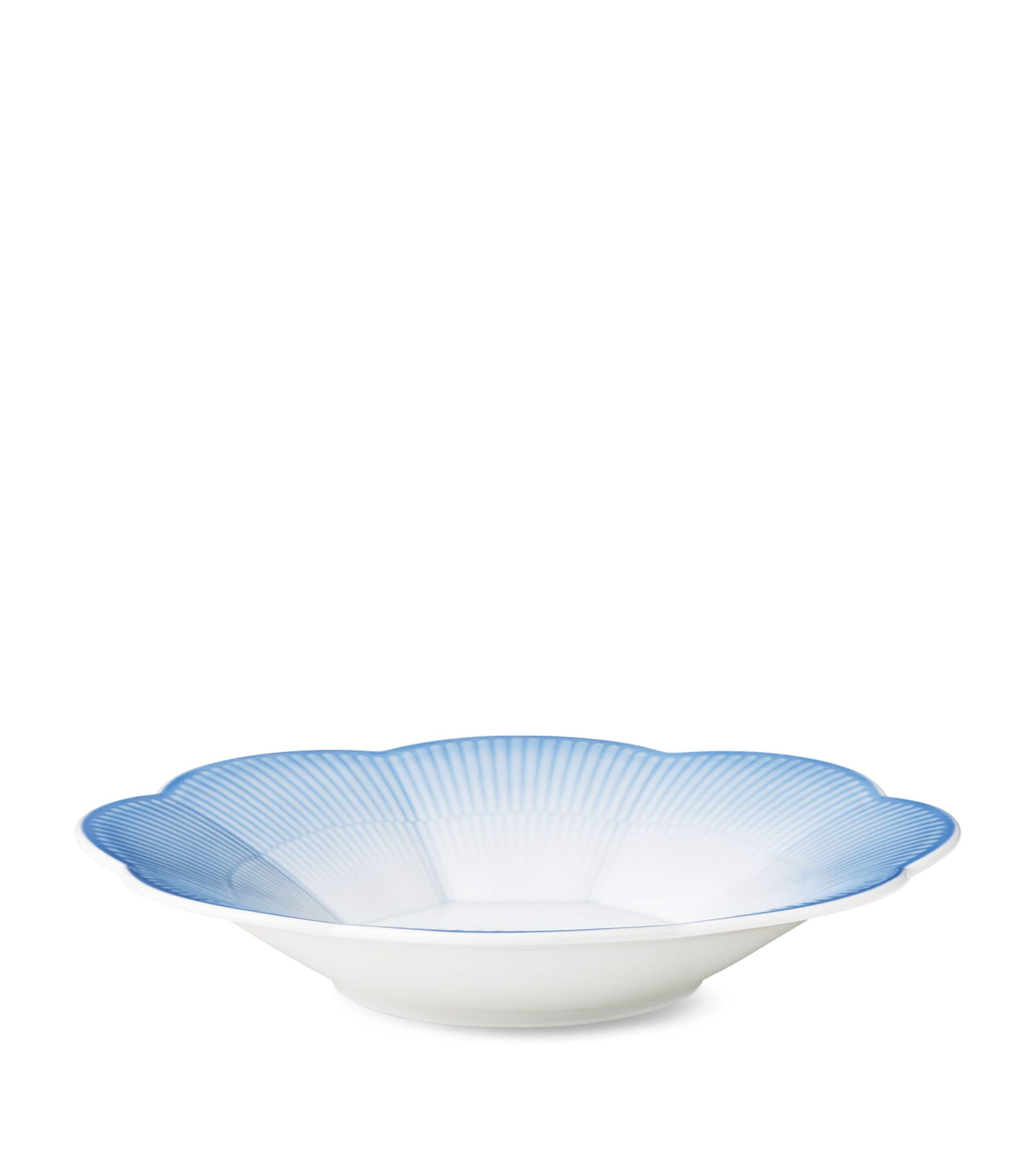 Royal Copenhagen Porcelain Iris Petal Bowl (25cm) Green Image 3