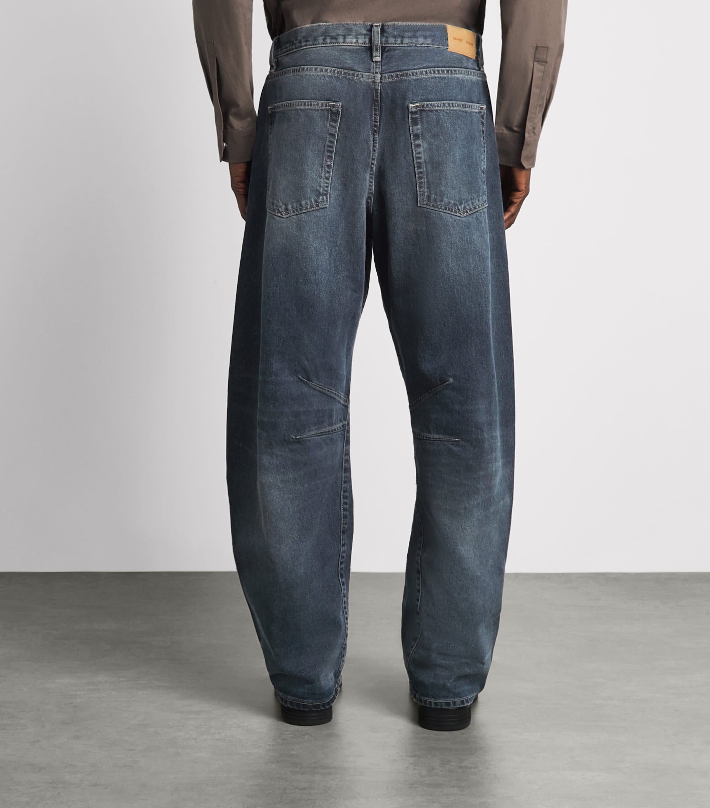 Samsøe Samsøe Mens Curved Relaxed Jeans Mud Wash Image 5