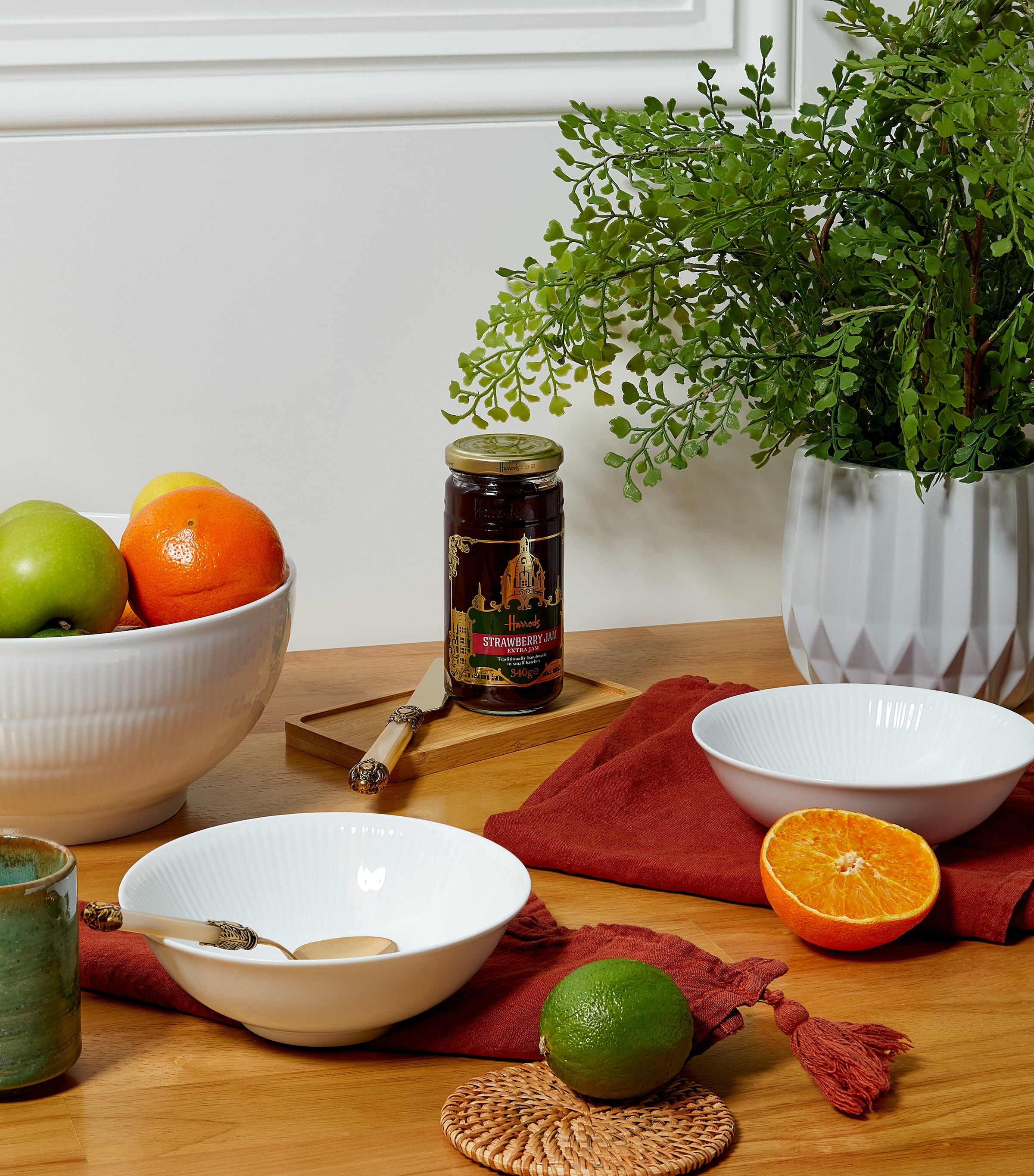Set of 2 White Fluted Bowls (15cm) WHITE Image 3