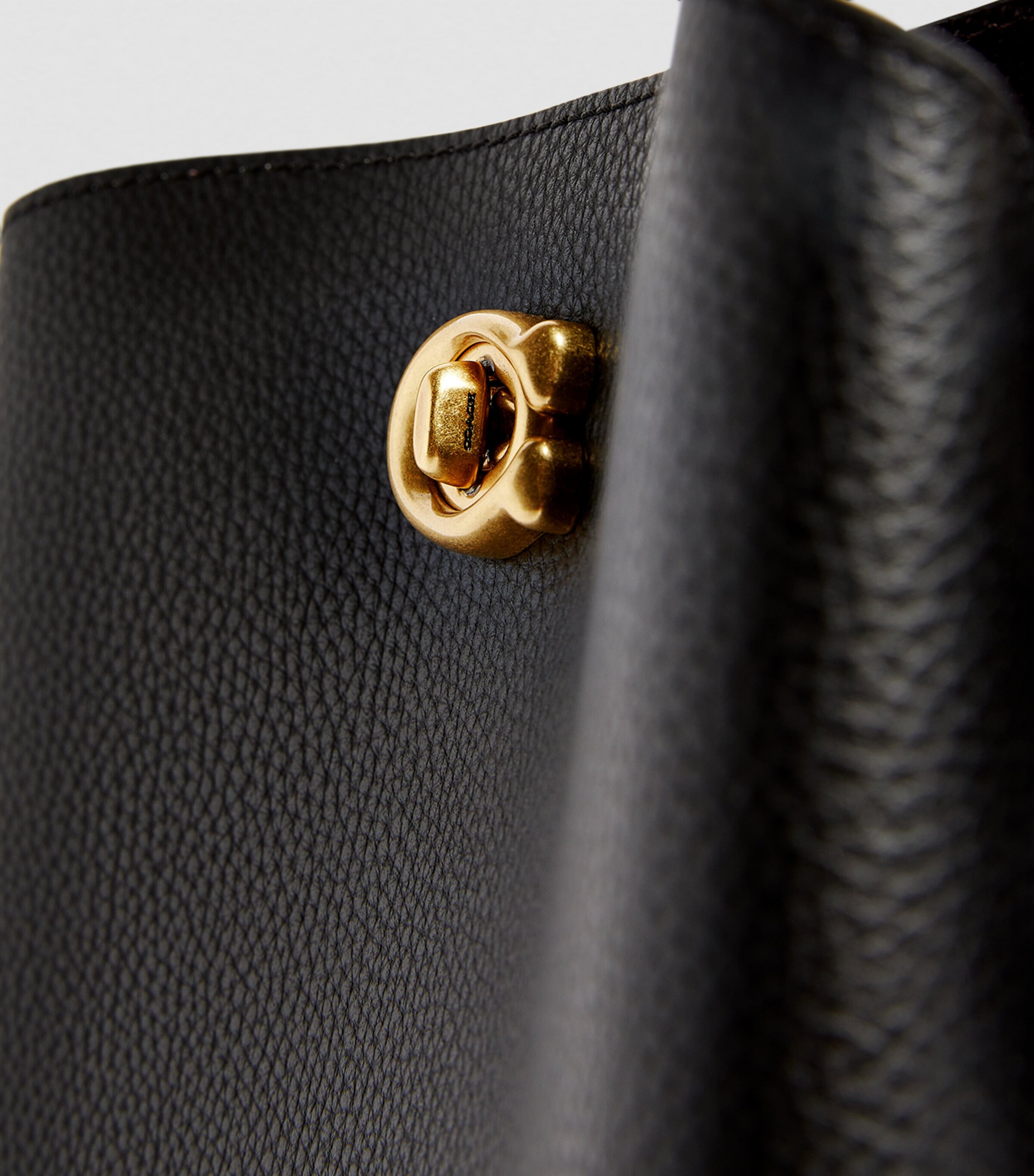 Coach Leather Willow Bucket Bag Black Image 9