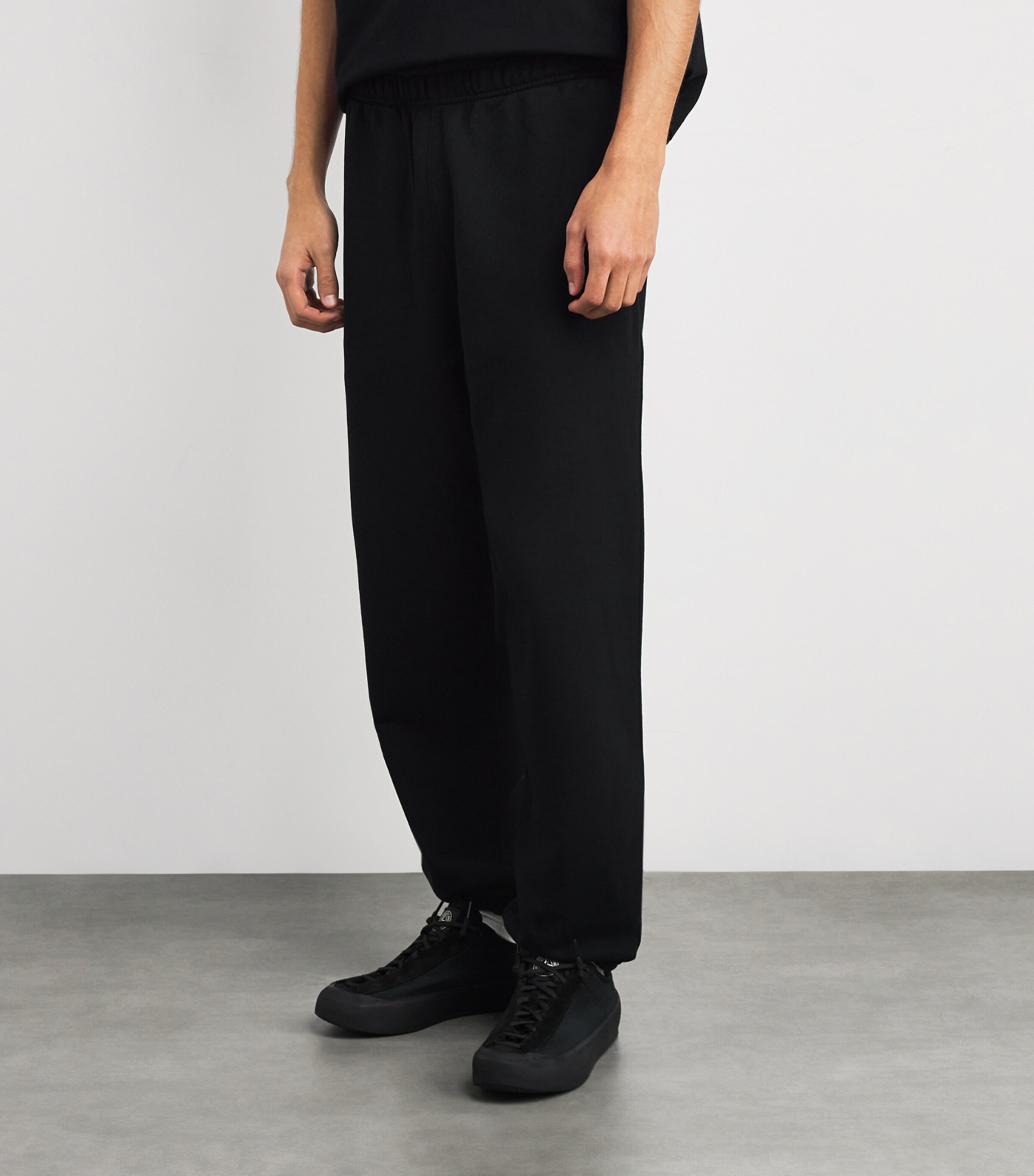 Canada Goose Mens Organic Cotton Tonal Rove Sweatpants Black Image 3