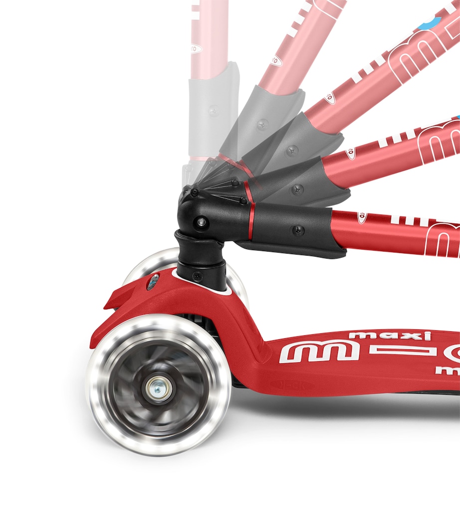 Micro Scooters Maxi Foldable Deluxe LED Scooter Image 2