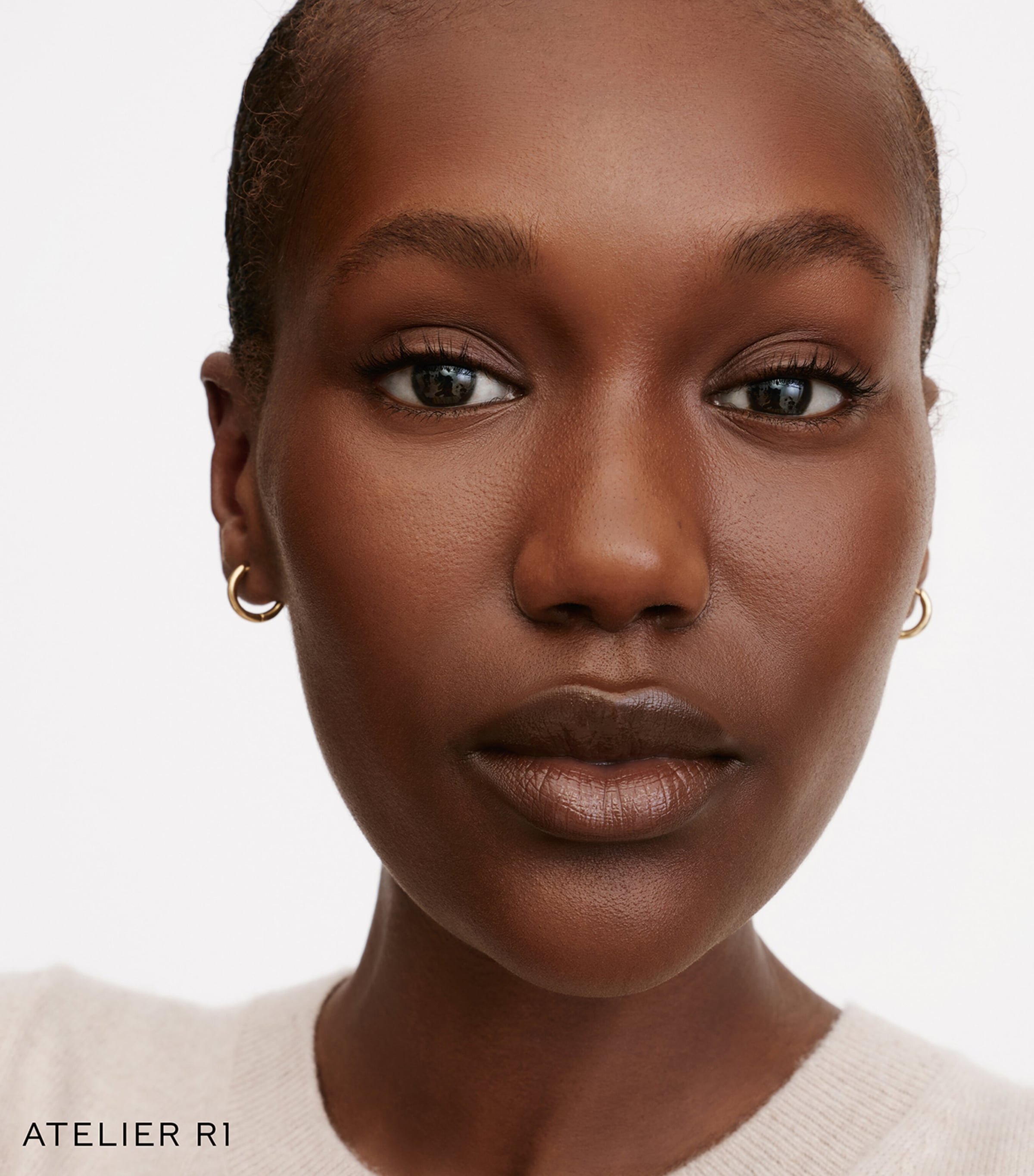 Westman Atelier Suprême Bio-Complex Liquid Foundation Atelier Image 2