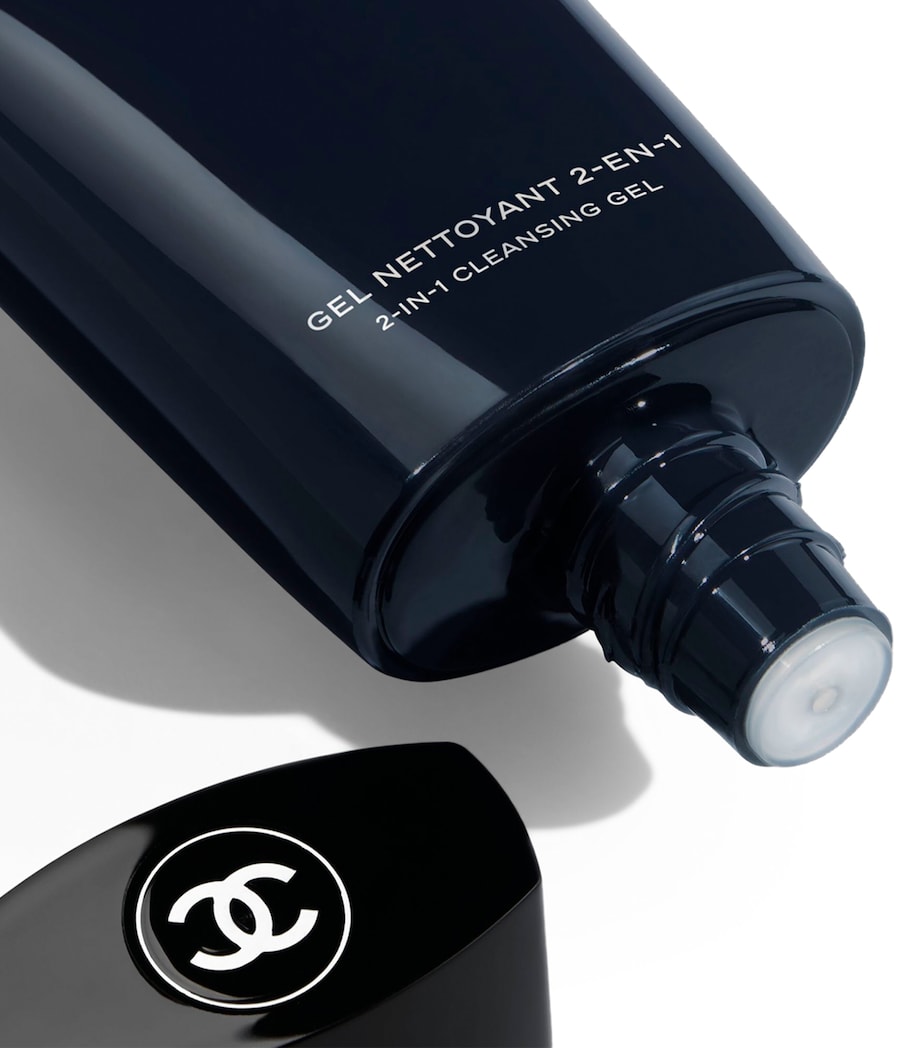 BLEU DE CHANEL 2-in-1 Cleansing Gel (100ml) NO COLOUR Image 3